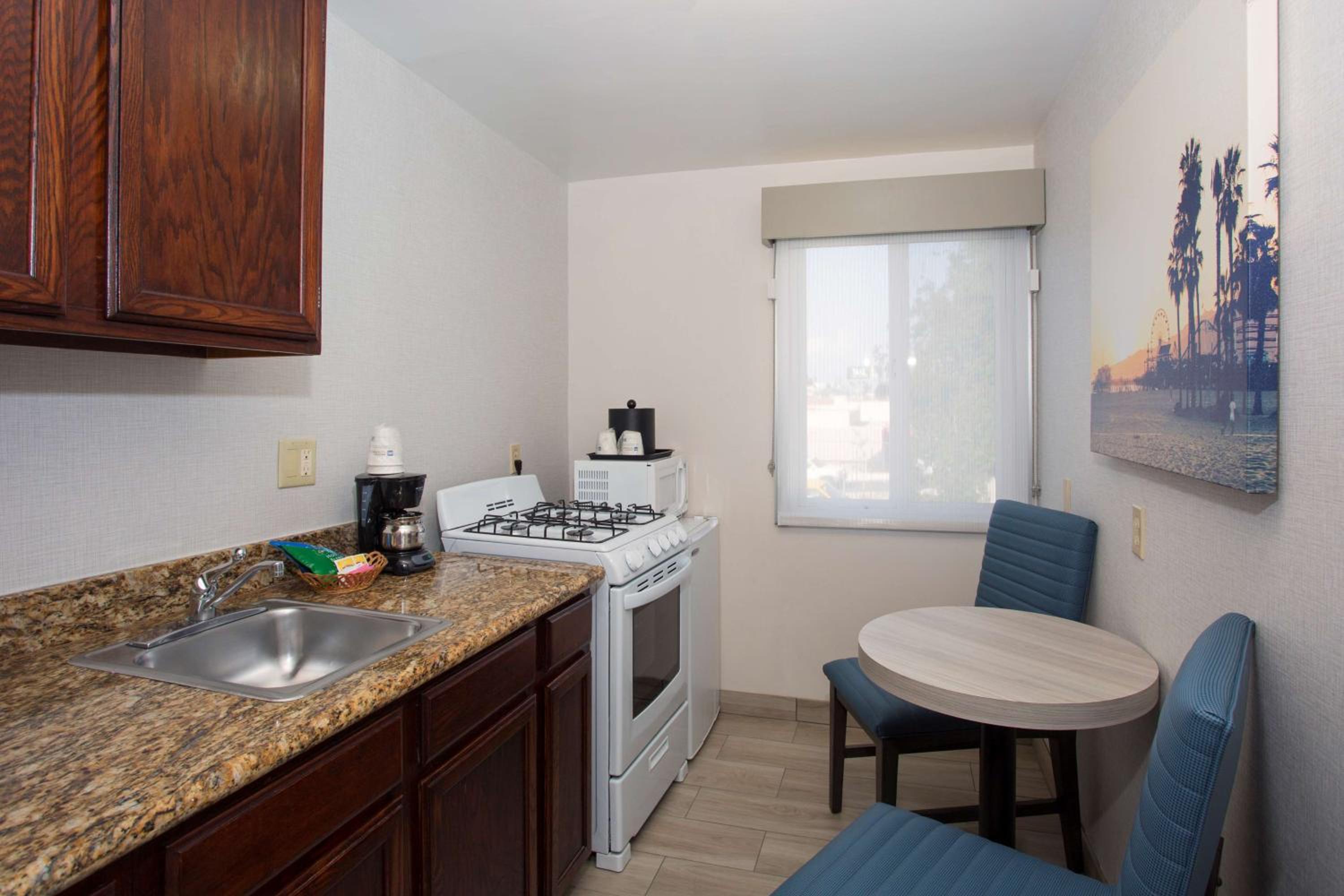 King Room with Kitchenette