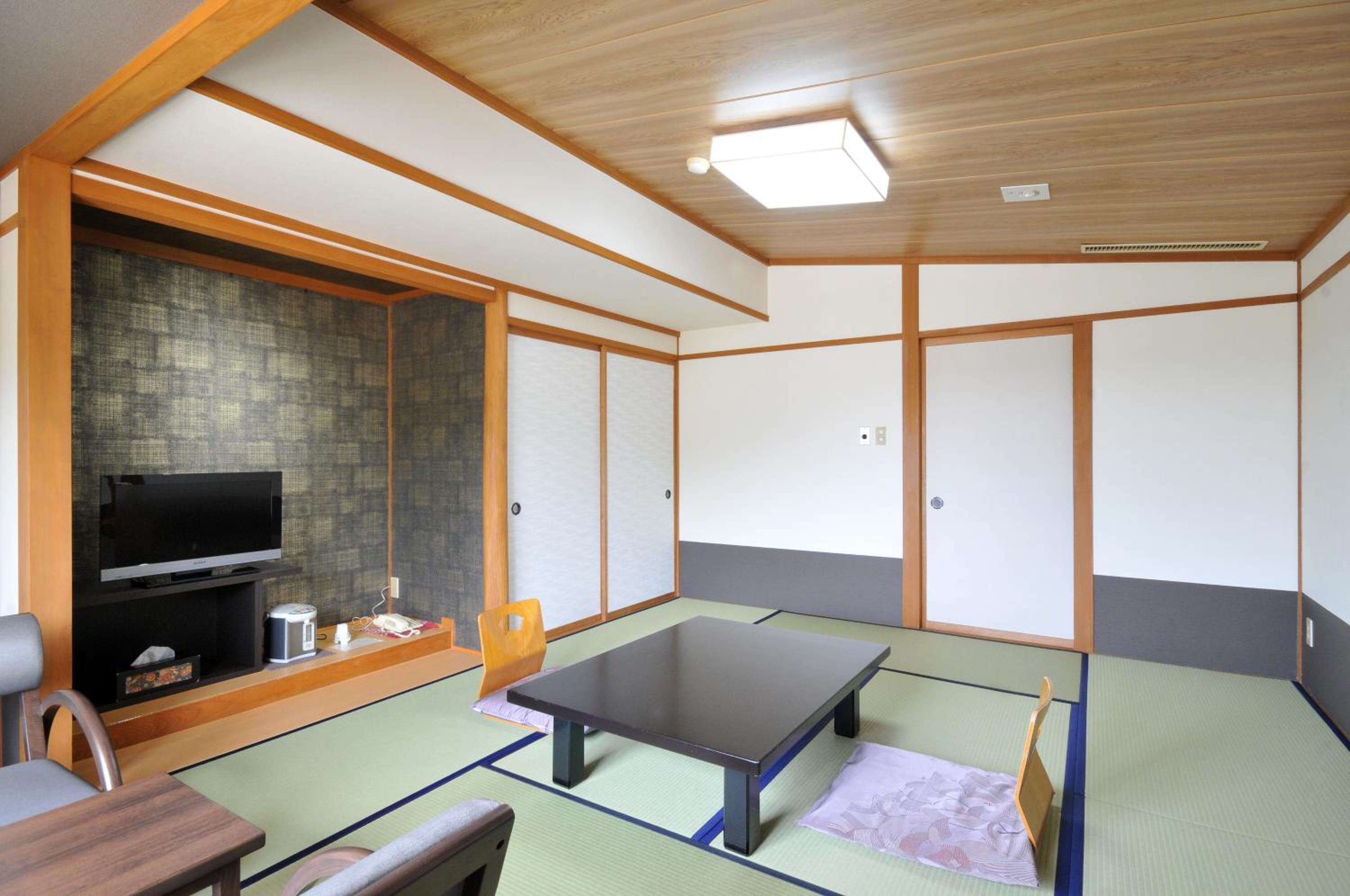 Standard Quadruple Room - Photo 5