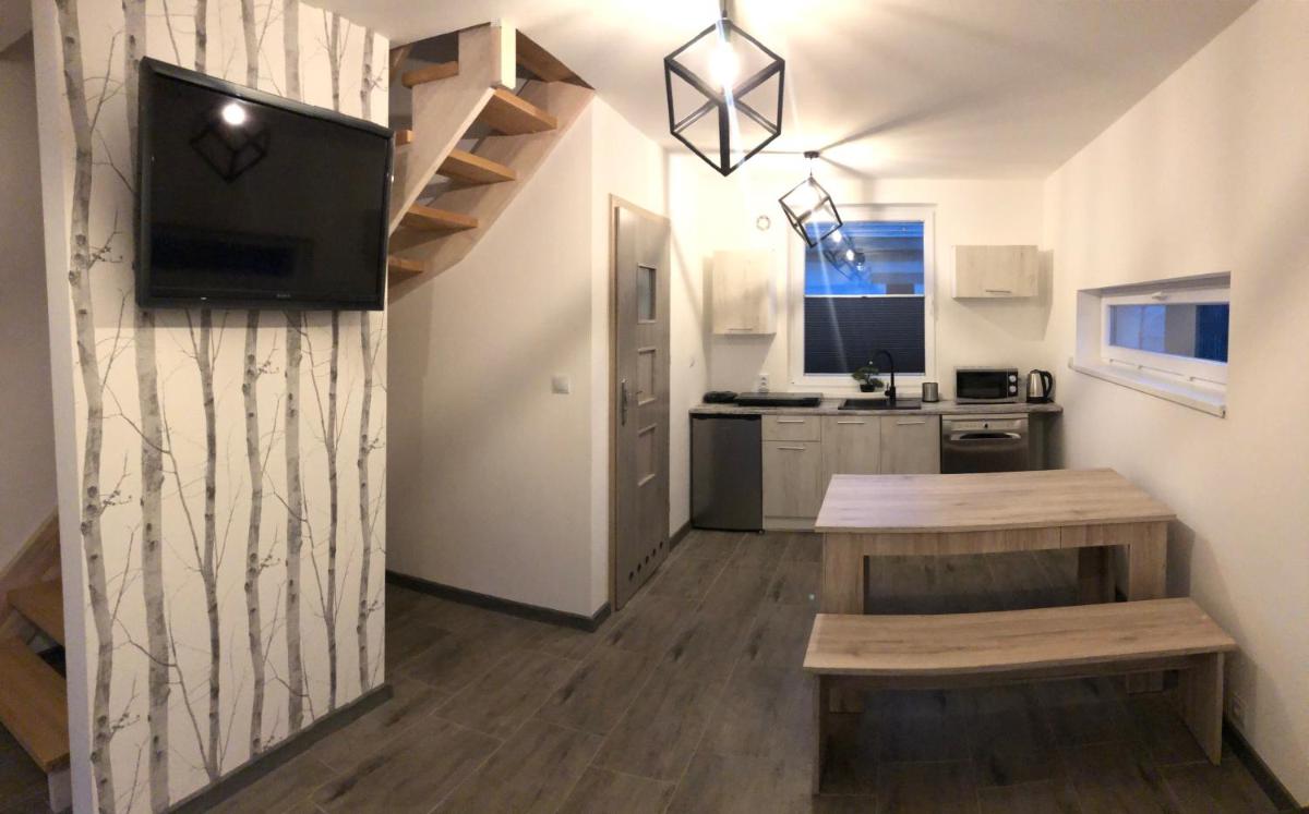 Apartment with Balcony photo 3