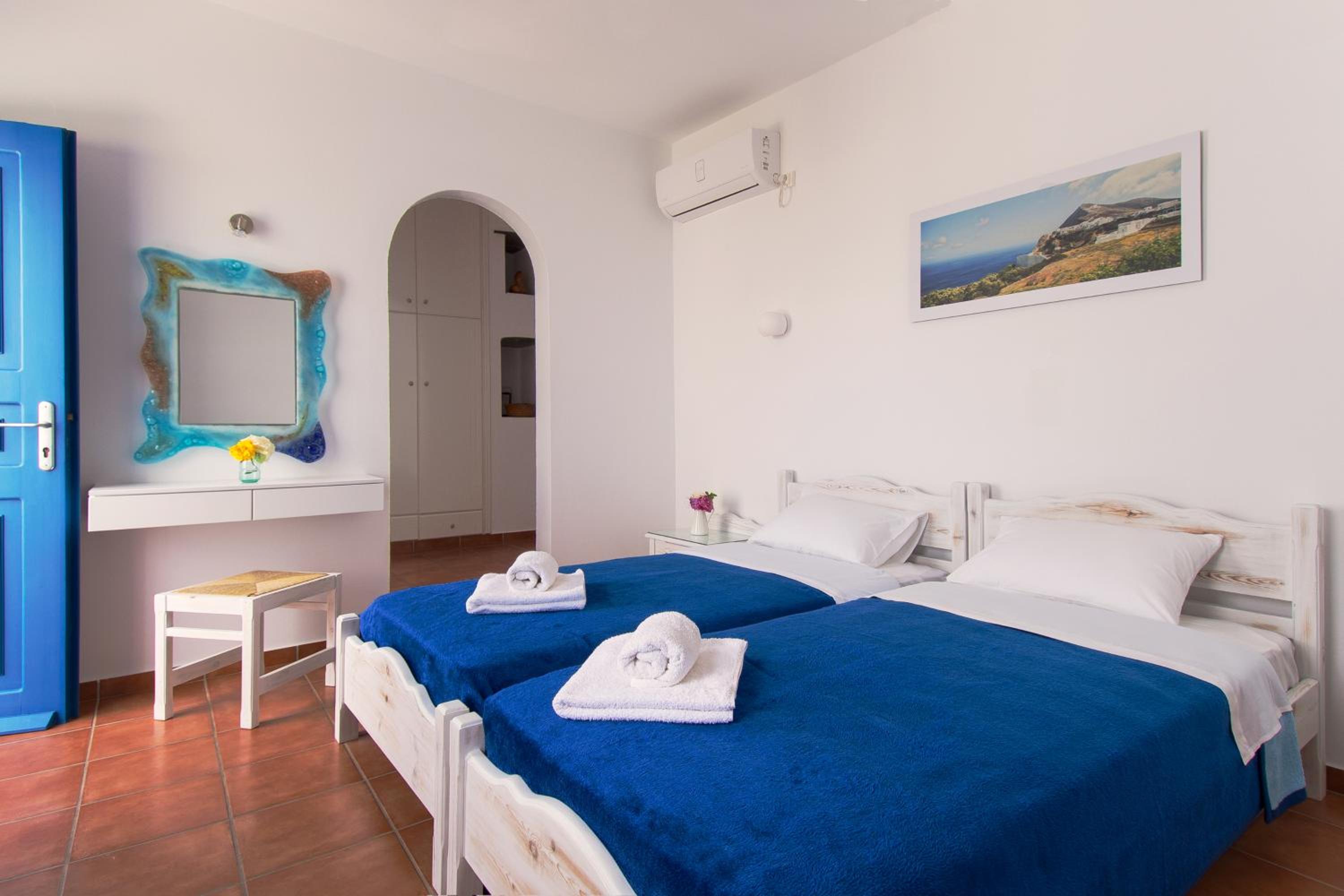 Twin Room with Balcony photo 1
