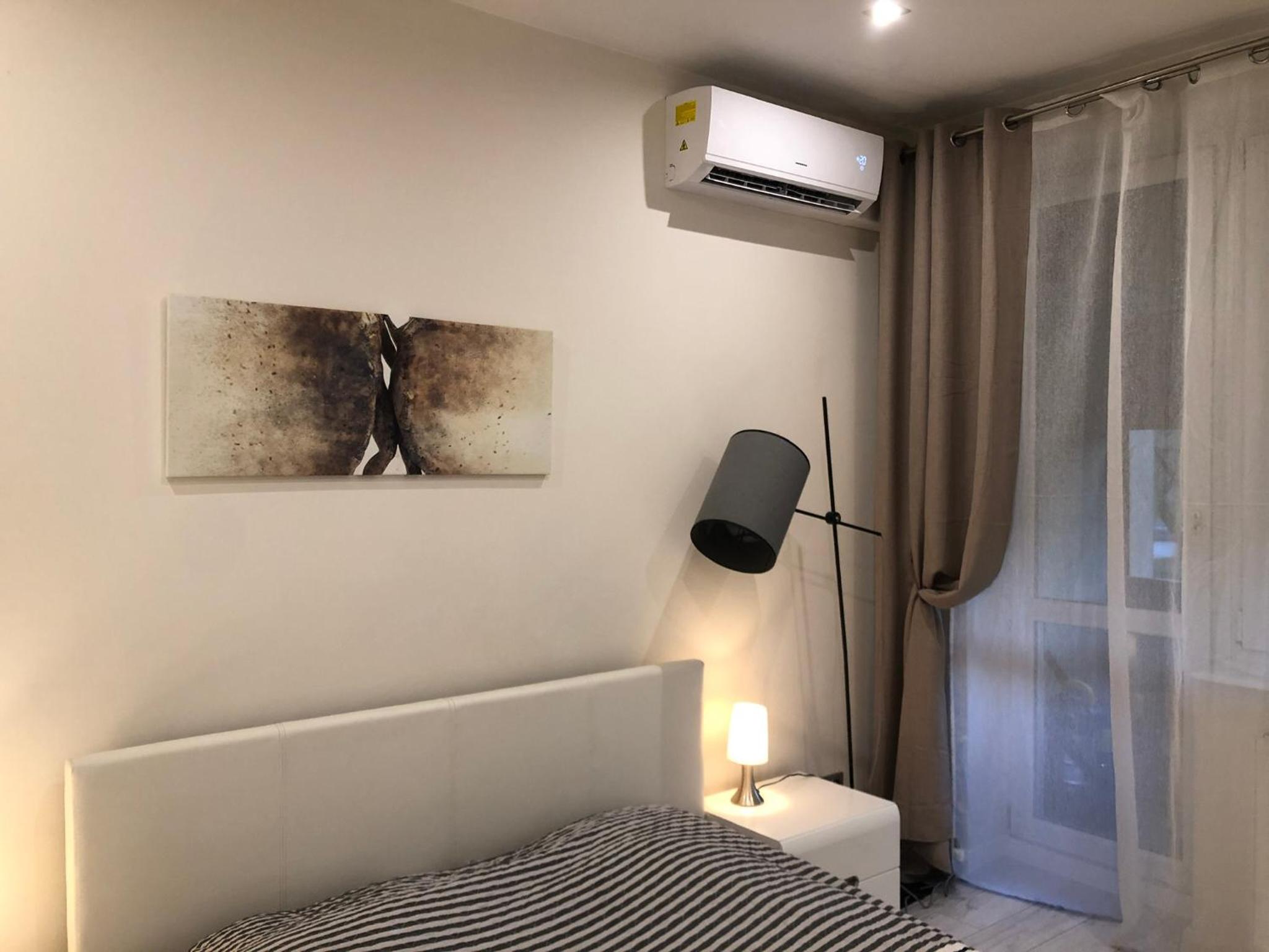 Apartment photo 2