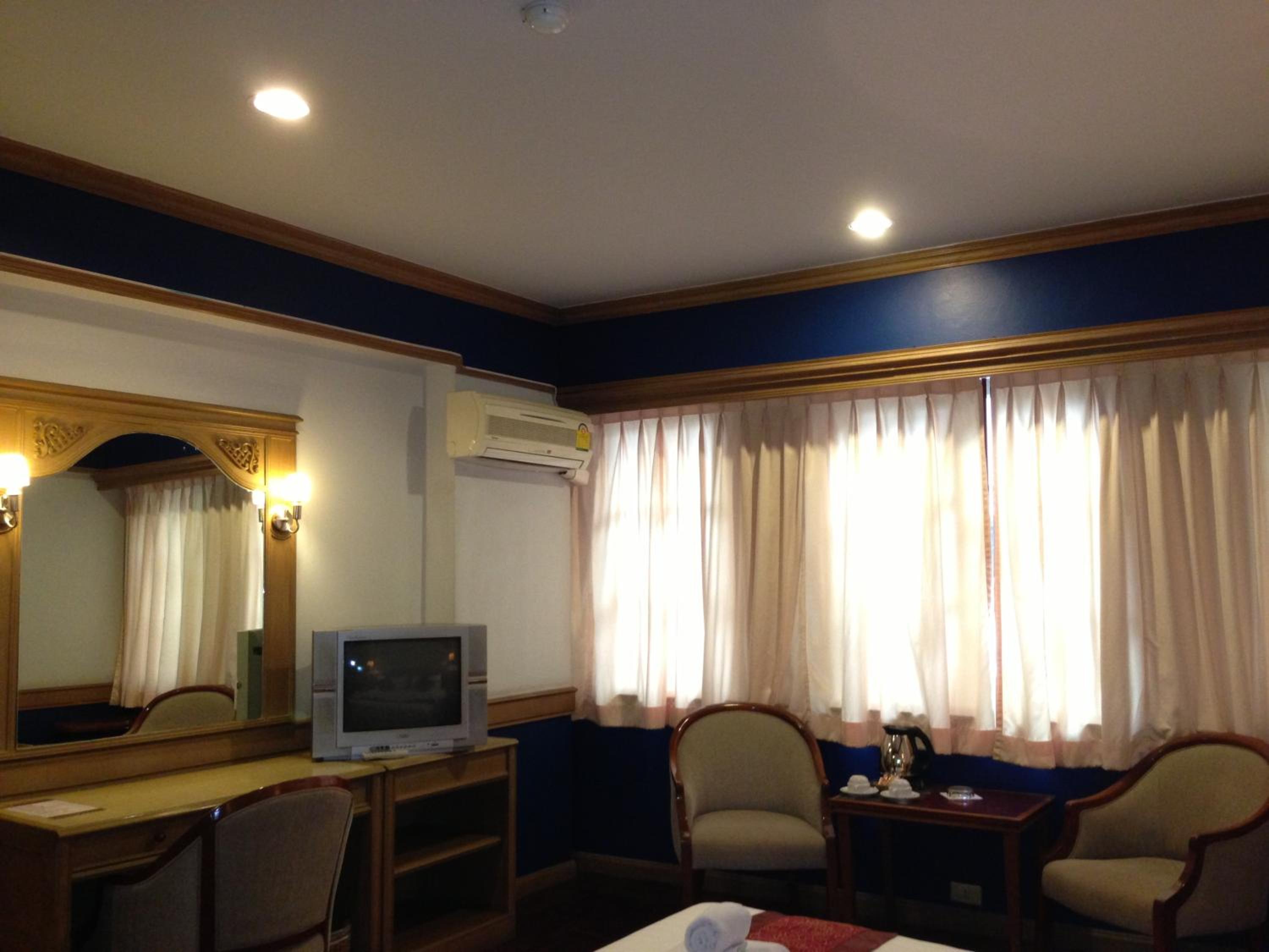 Deluxe Twin Room photo 2