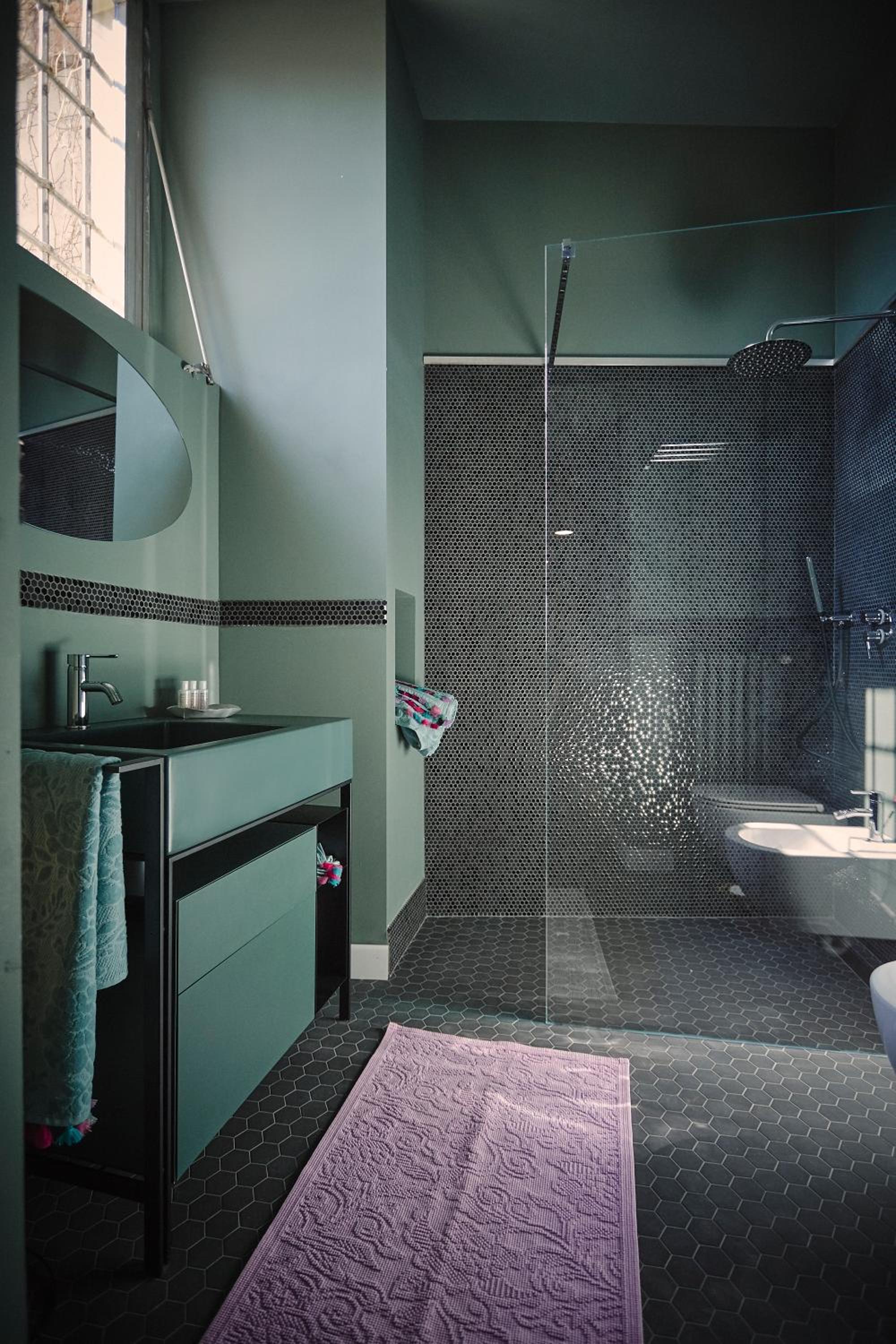 Double or Twin Room - Photo 4