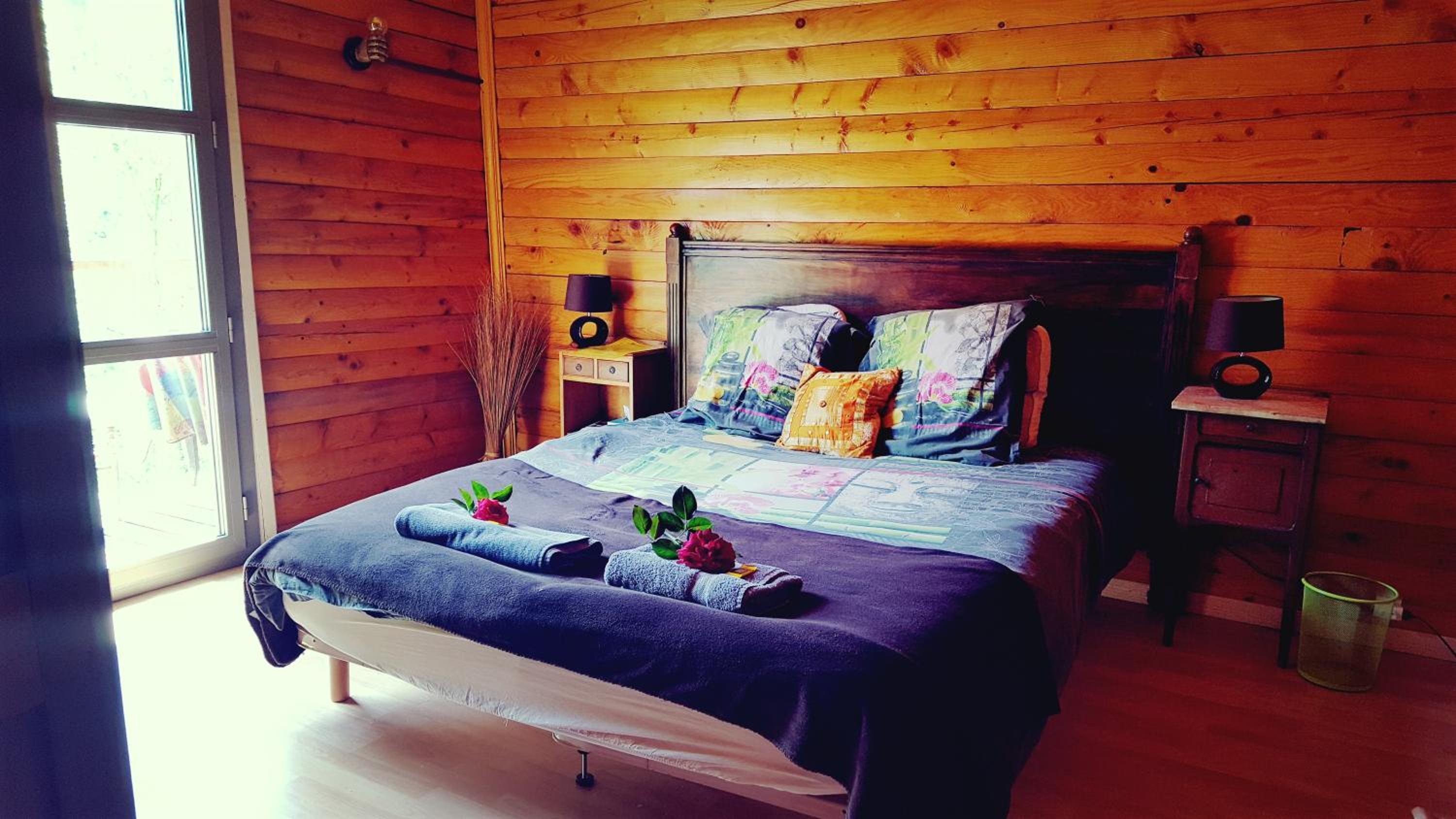 Double Room with Mountain View and Shared Bathroom photo 2