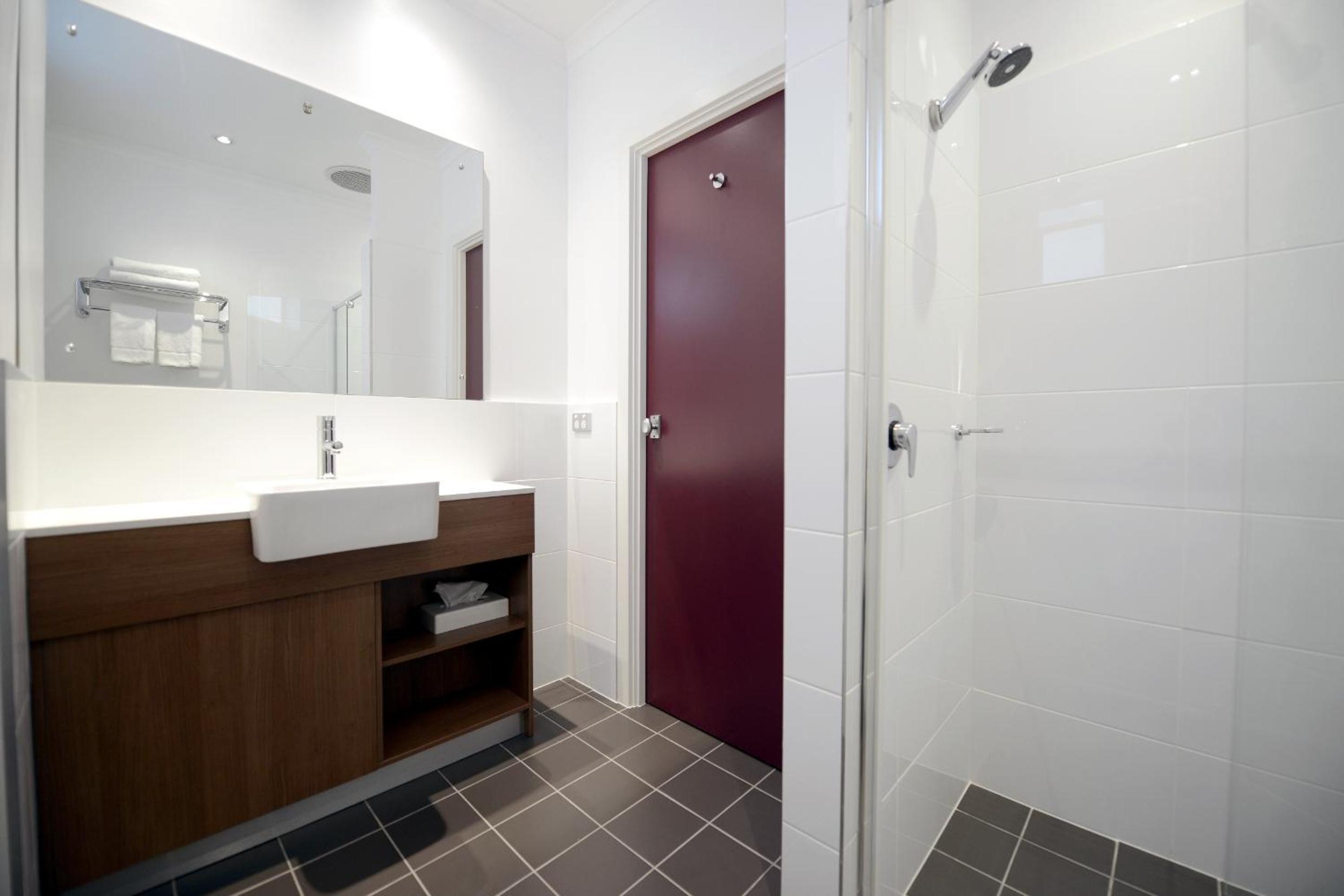 King Suite - Photo 4