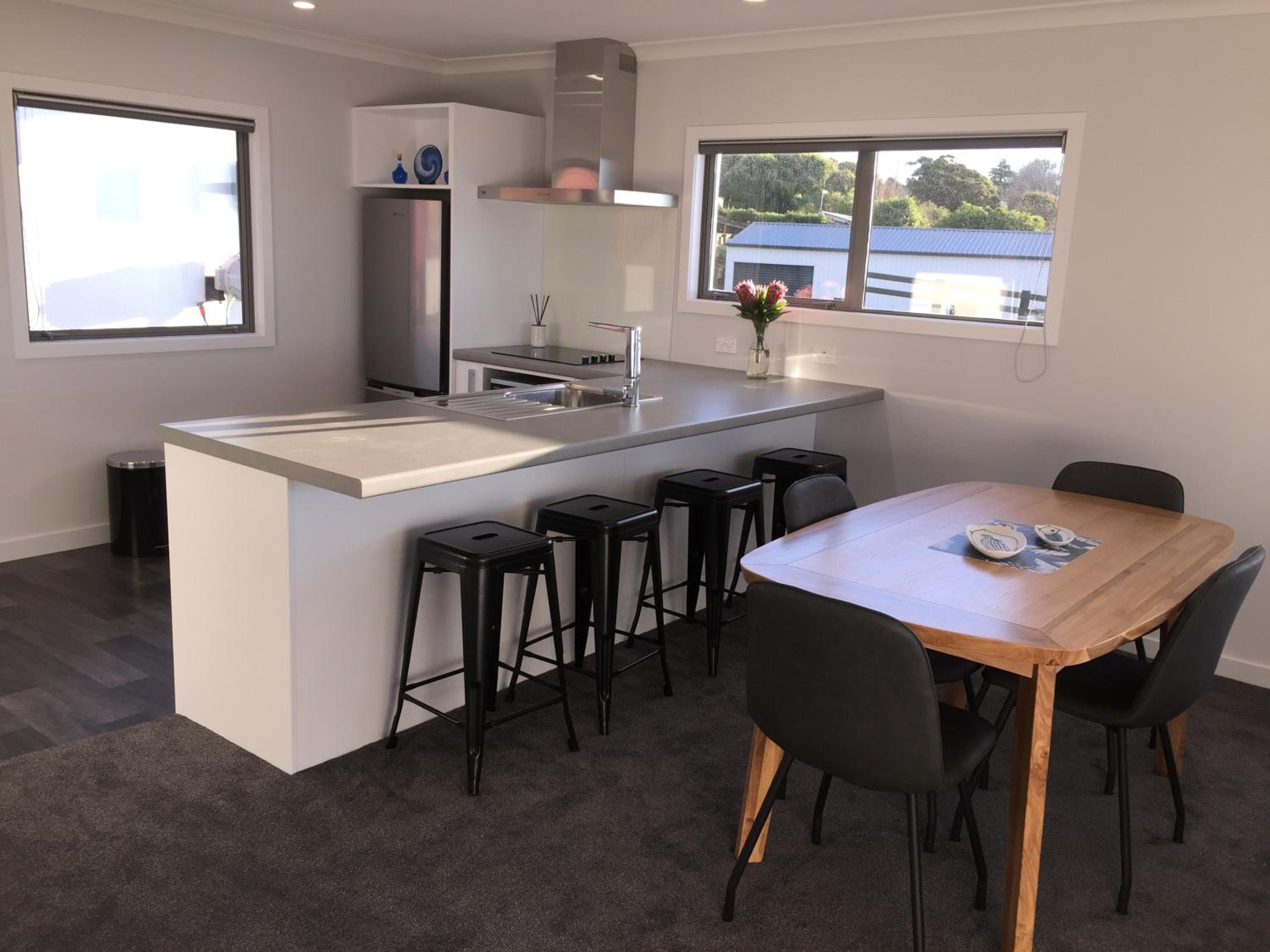Apartment with Sea View - Photo 7