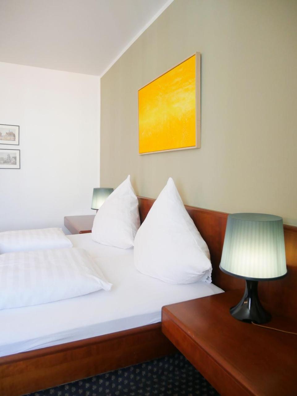 Double Room with Private Bathroom - Photo 20