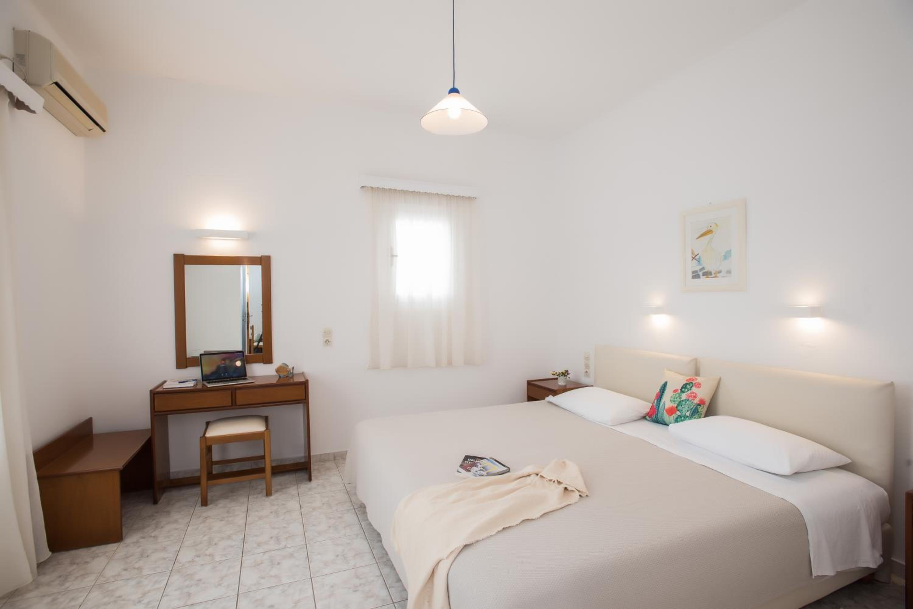 Double or Twin Room with Side Sea View