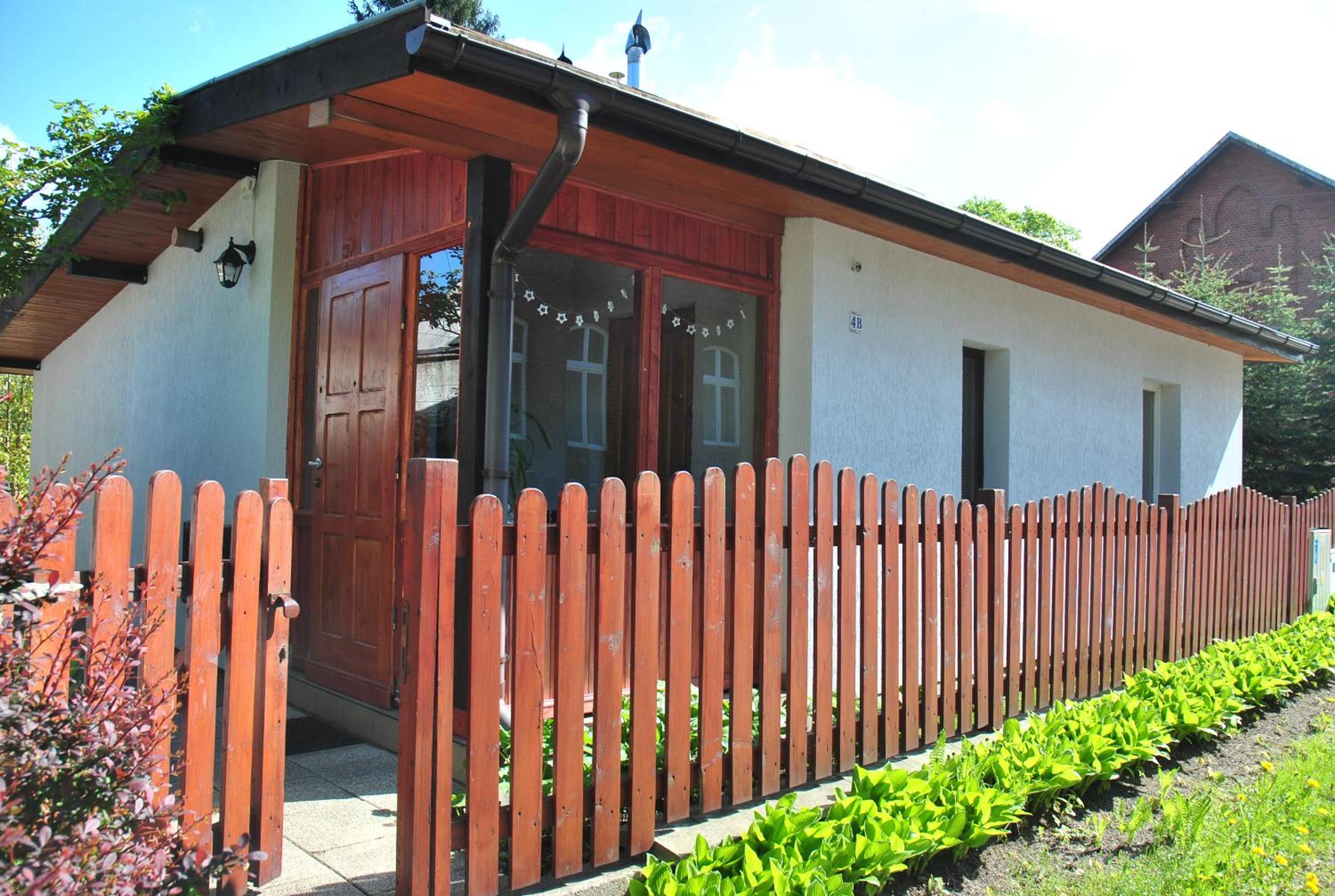 One-Bedroom House photo 2