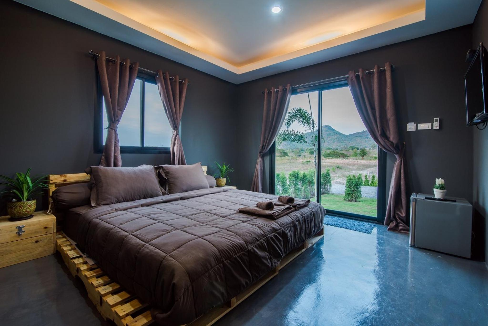 Double Room with Mountain View - Photo 6