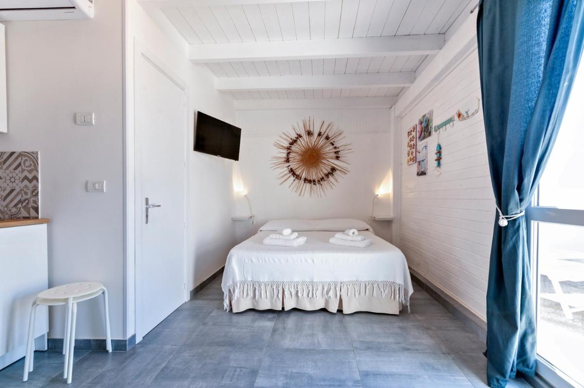 Studio Apartment with Sea View