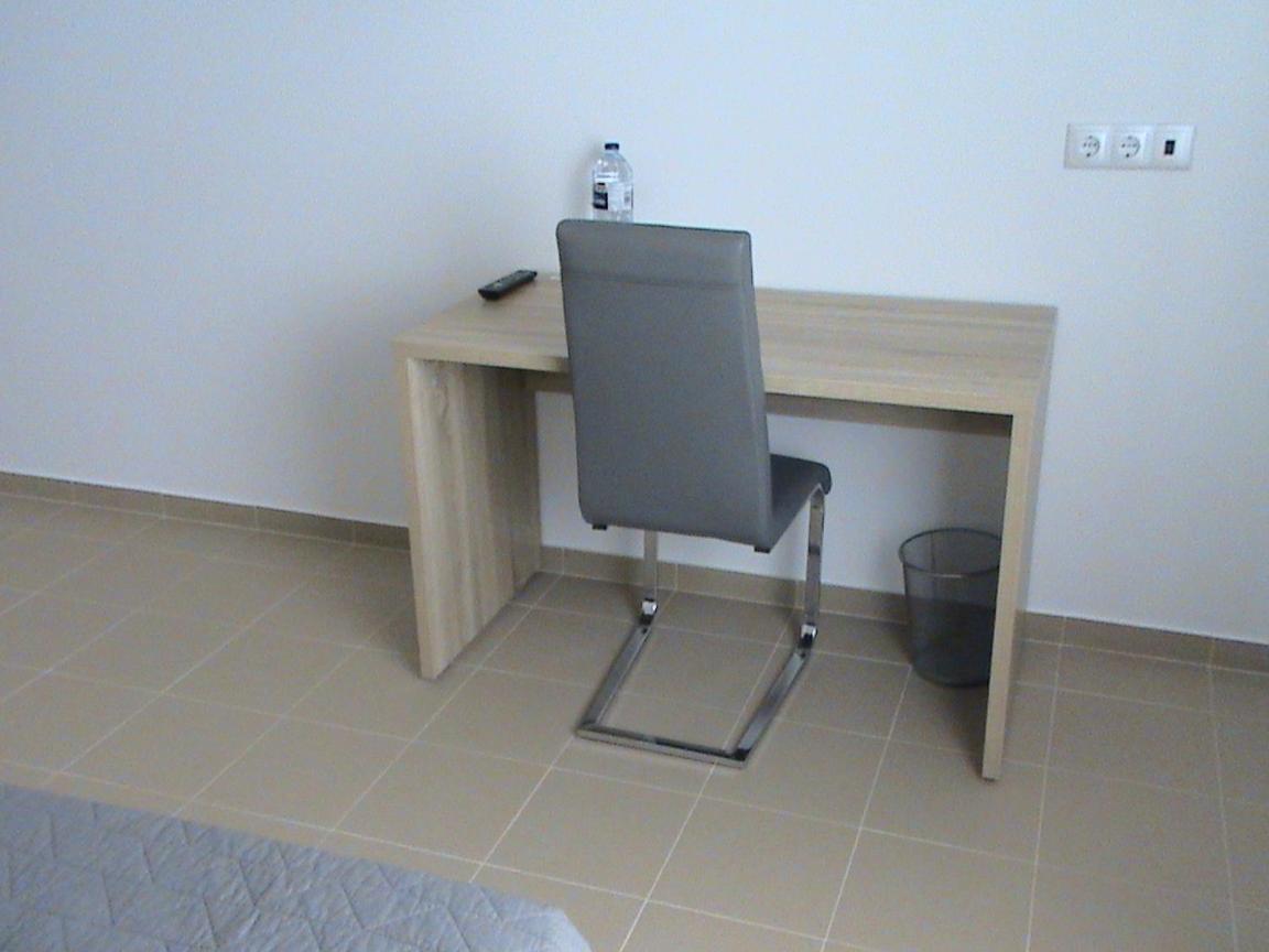 Twin Room - Photo 2