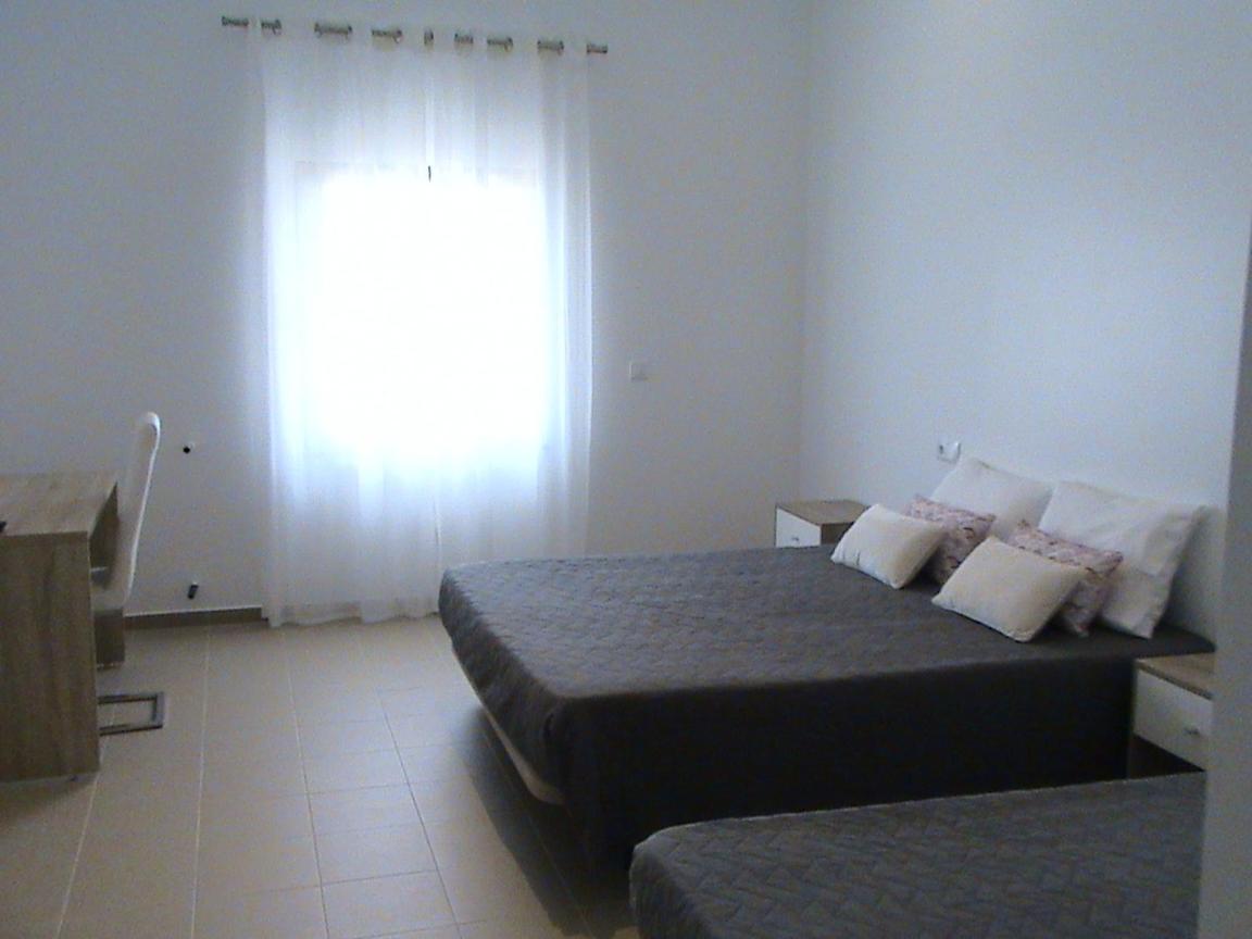Double Room - Photo 7