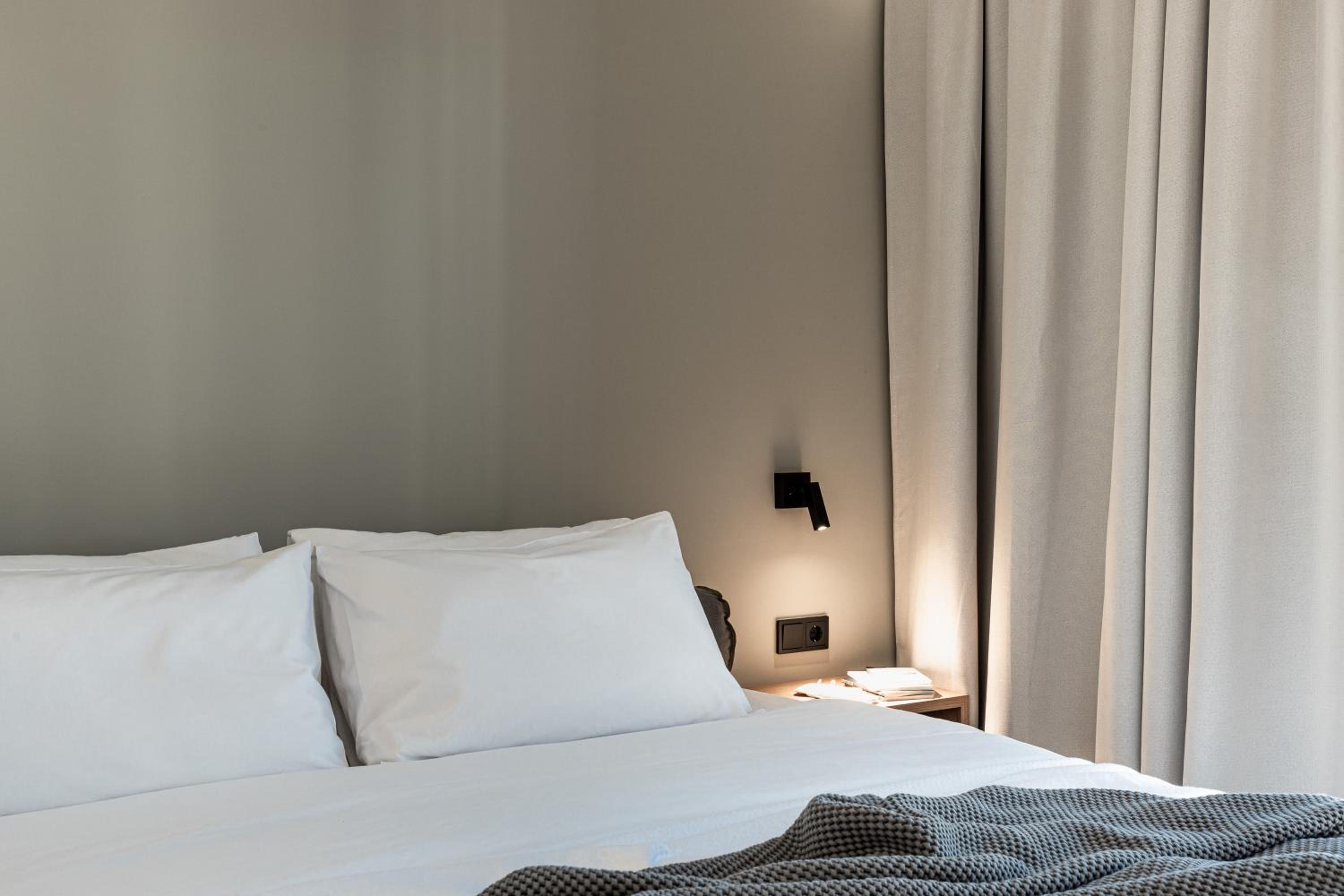 Classic Double Room - Photo 4
