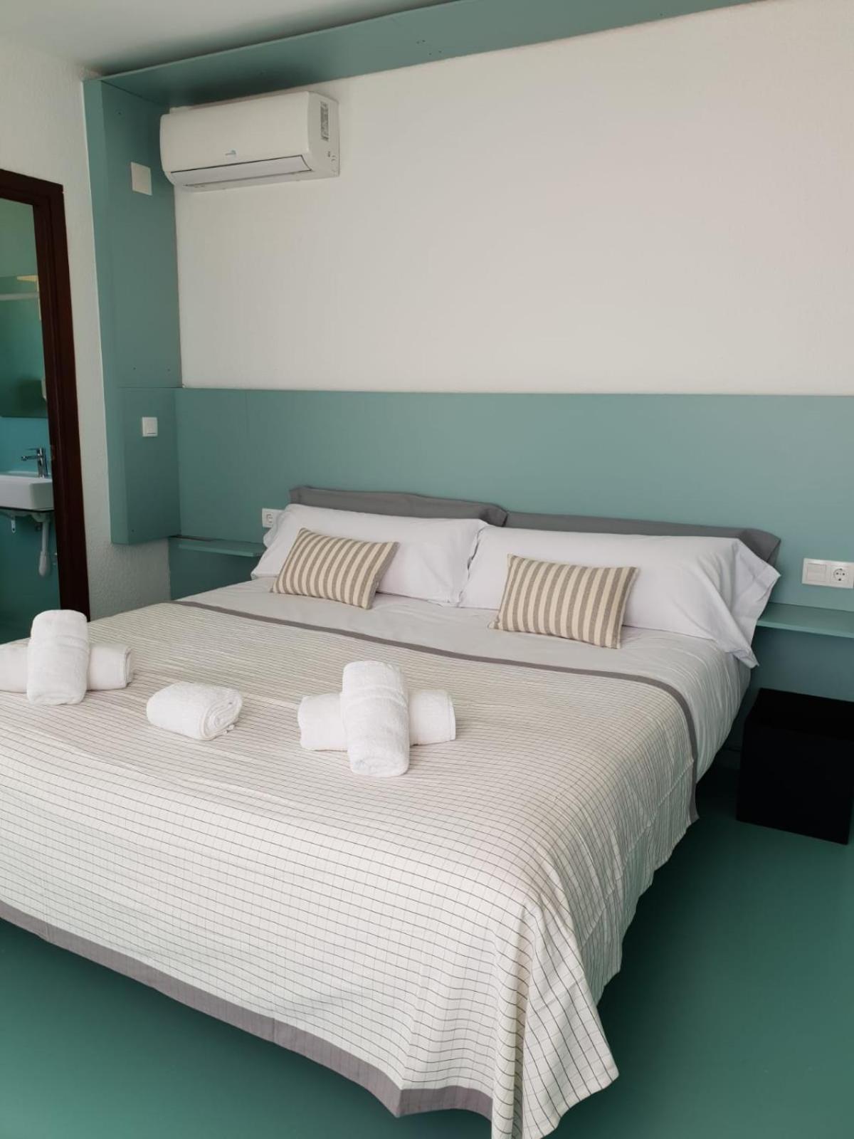 Double Room with Sea View photo 2