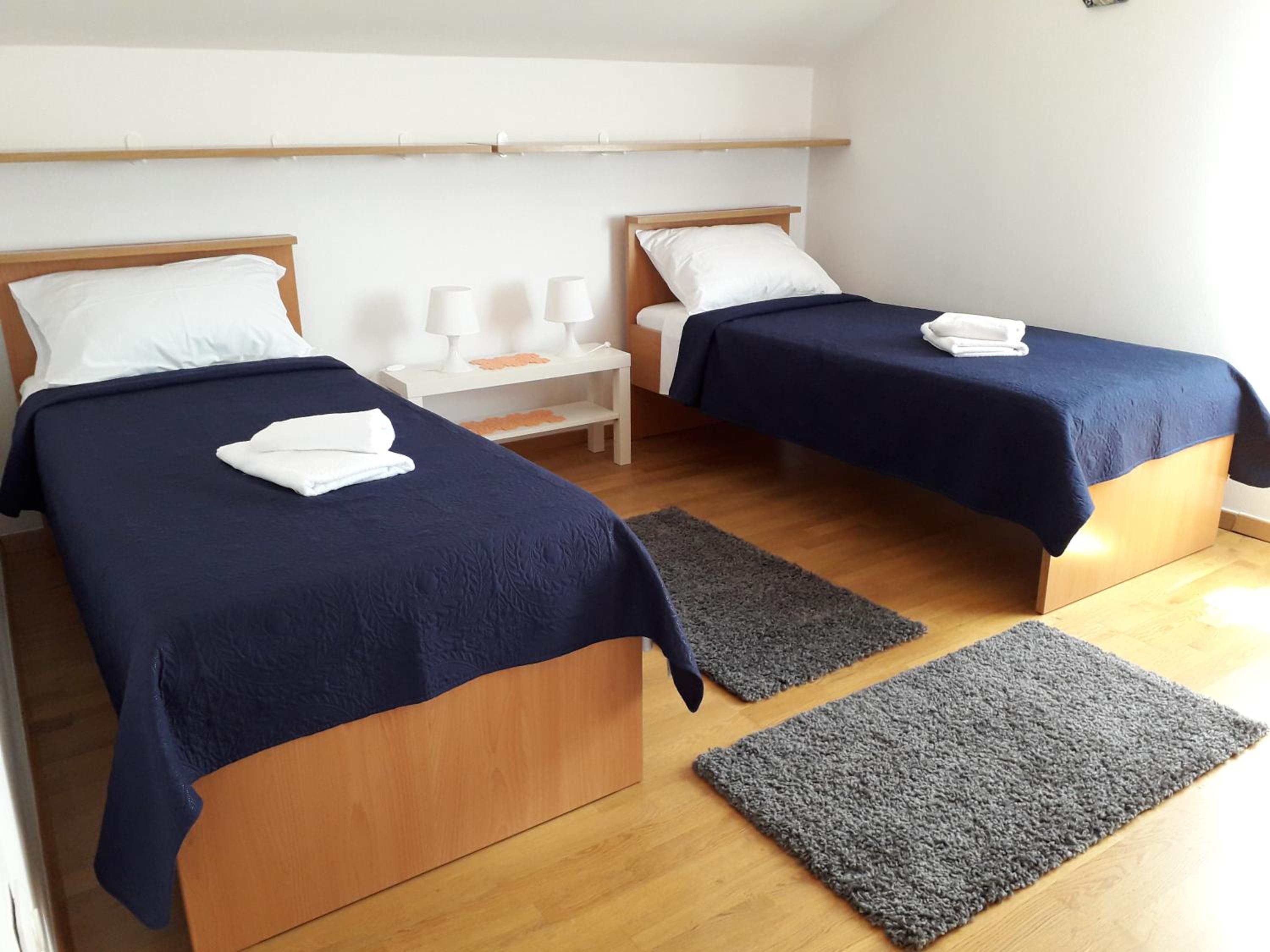 Apartment with Sea View - Photo 4