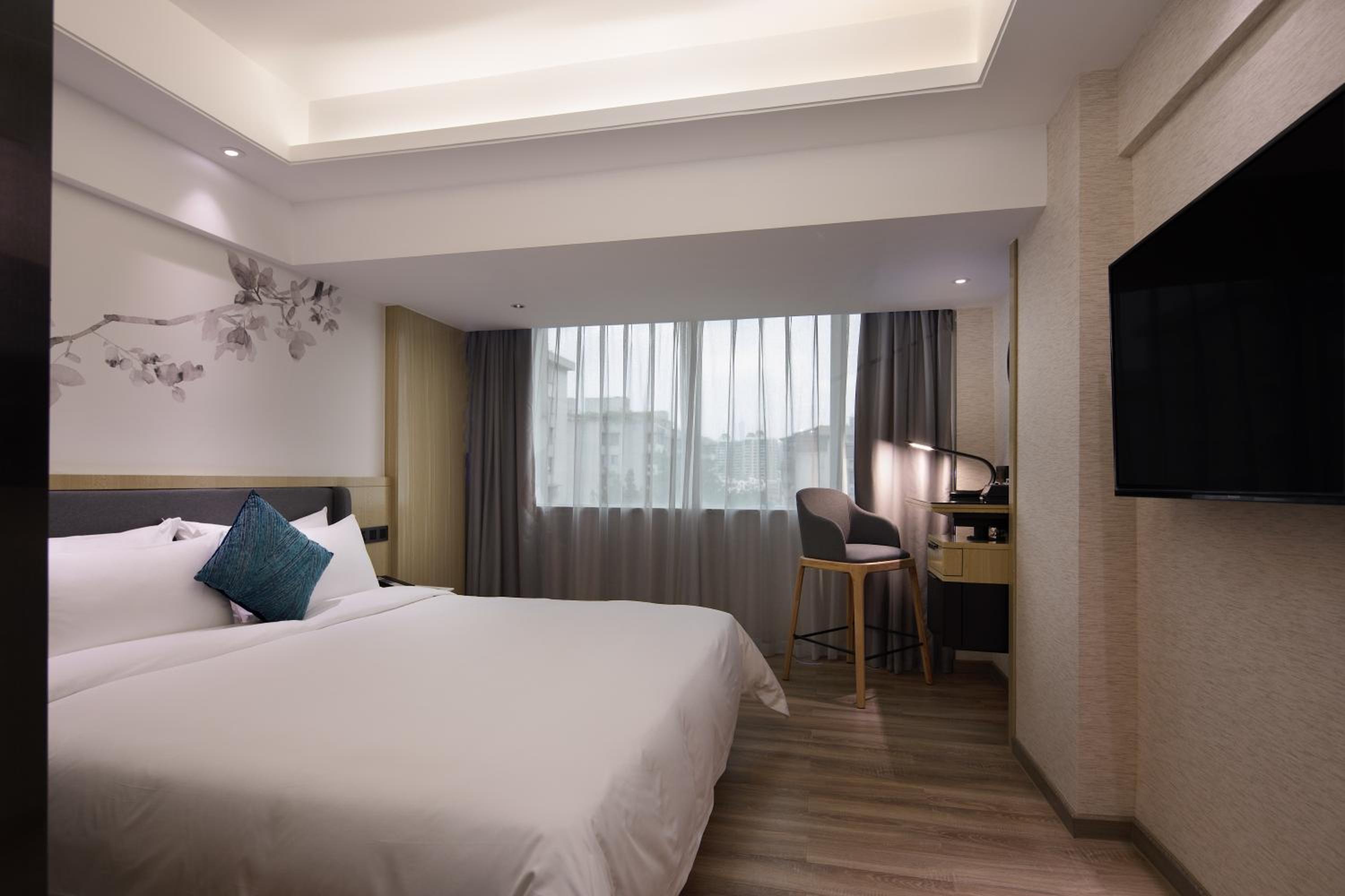 Deluxe Queen Room photo 1