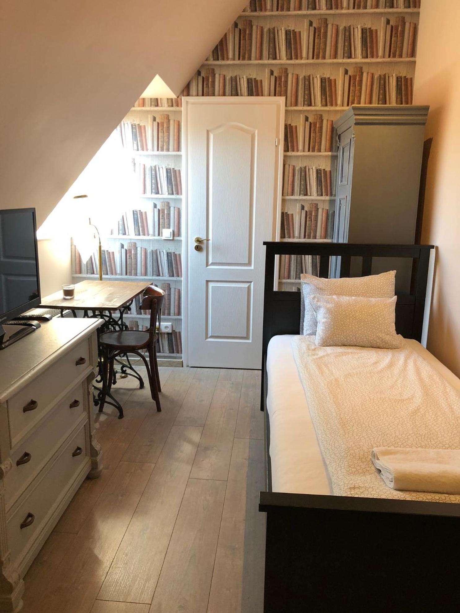 Standard Double Room photo 1