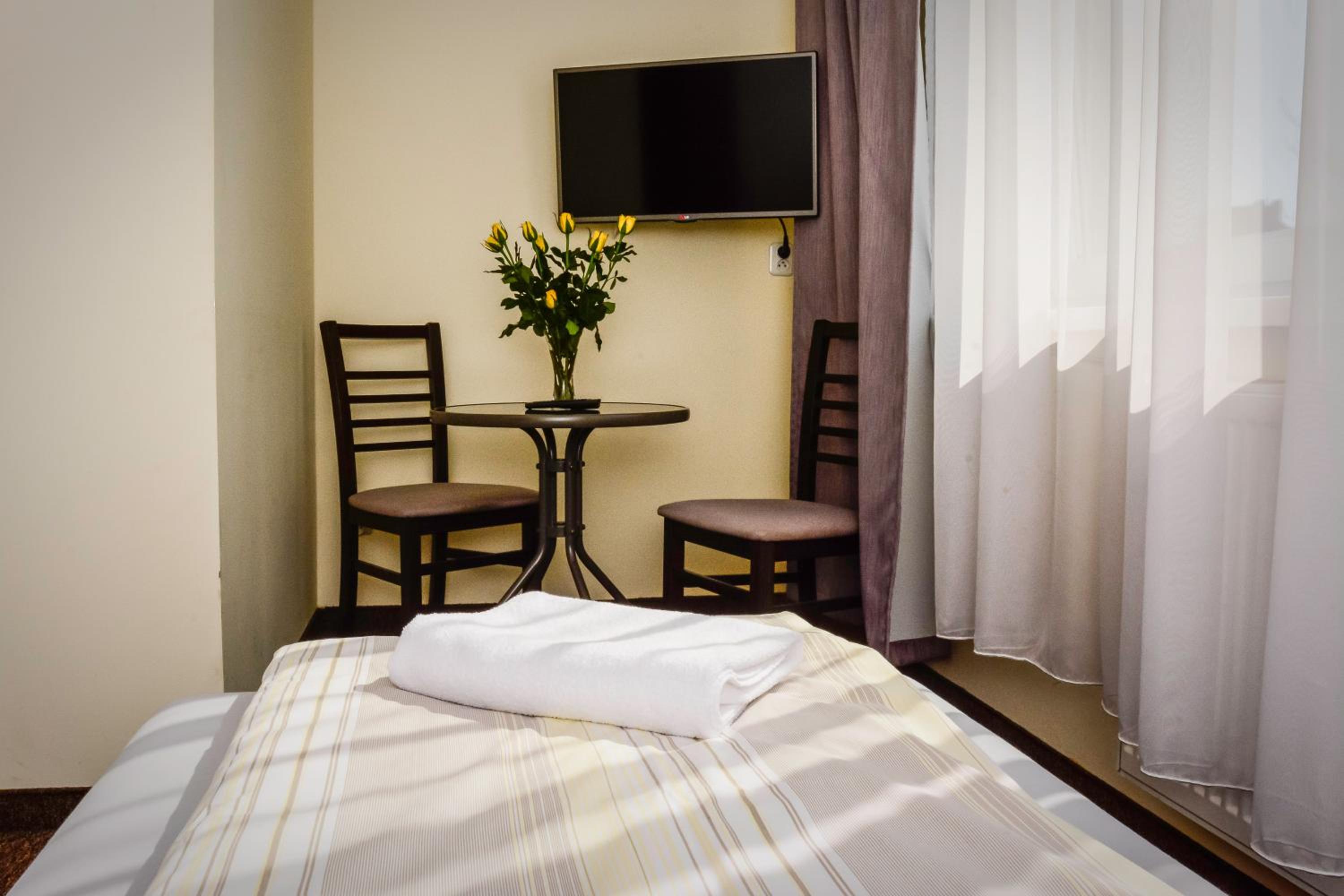 Double Room - Photo 1