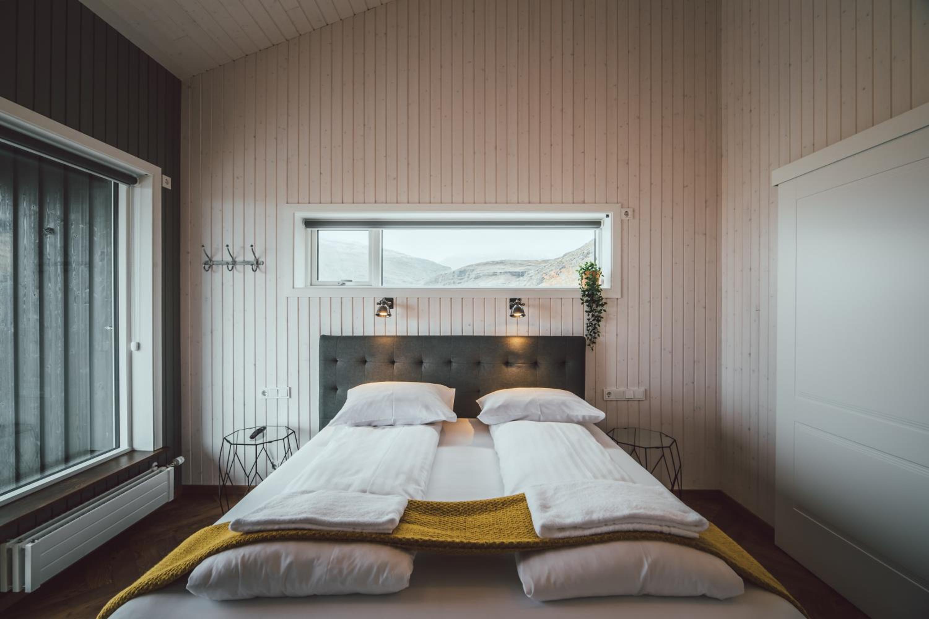 Double or Twin Room with Private Bathroom - Photo 5