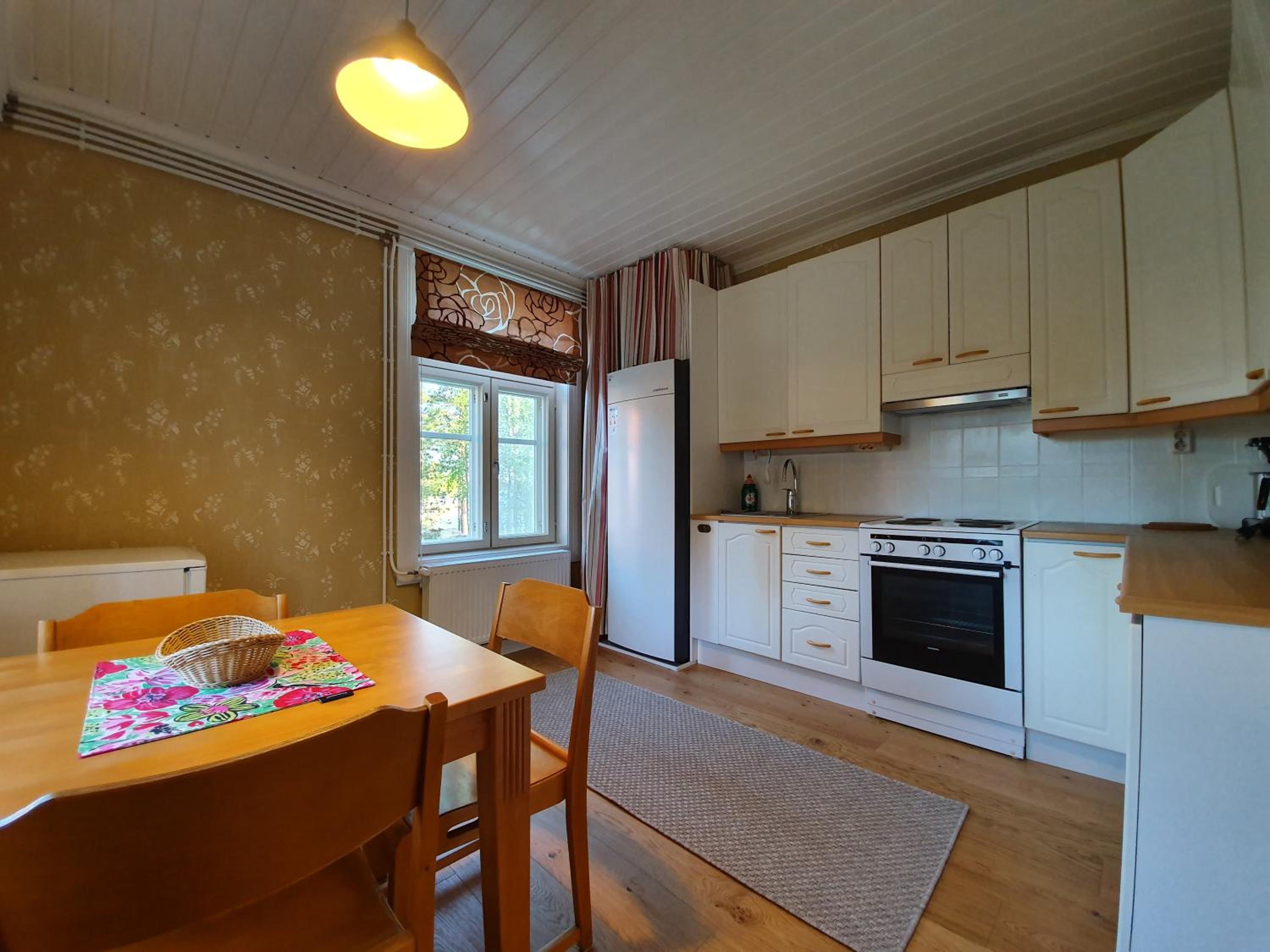 Large Double Room photo 3