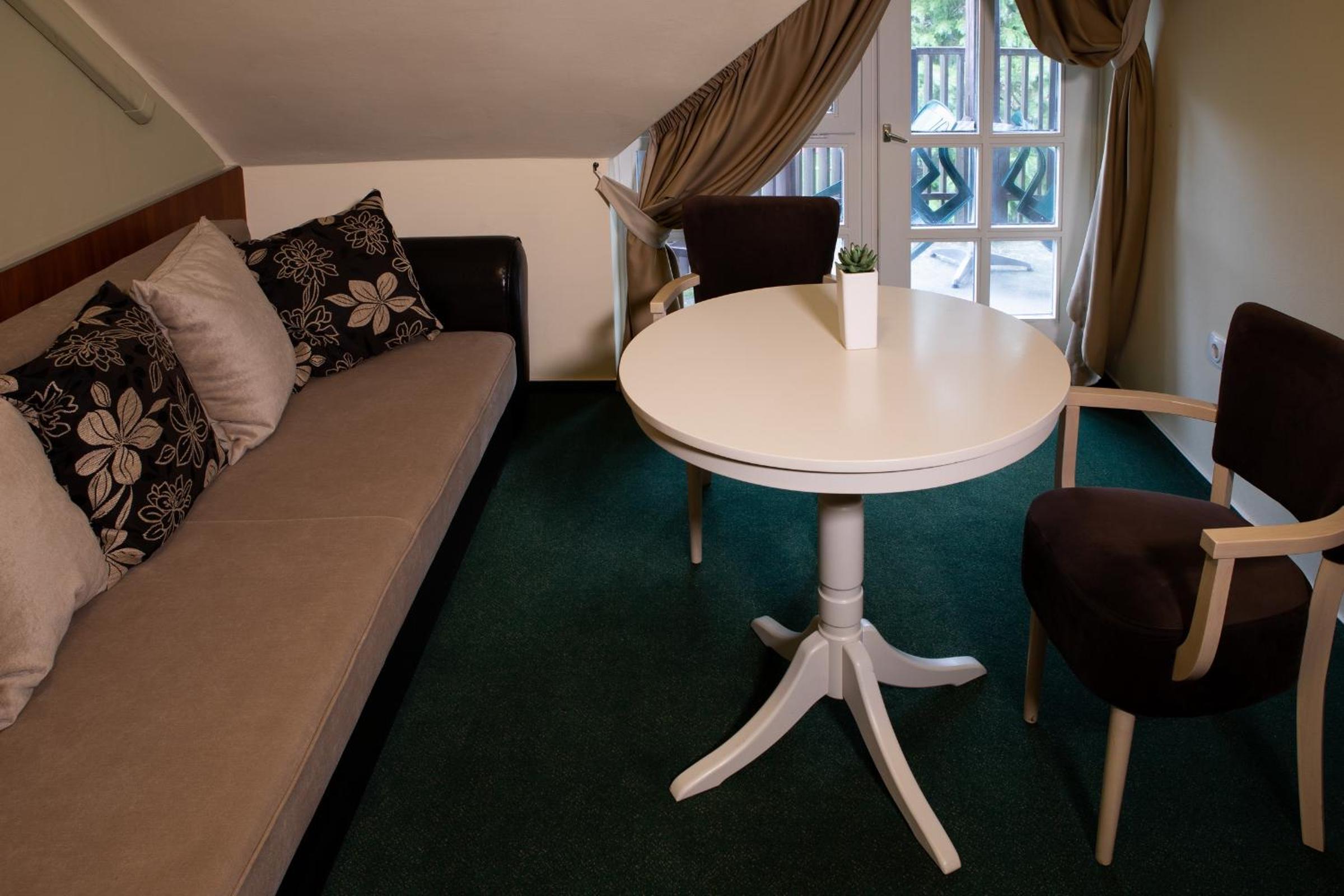 Family Suite with Balcony photo 3