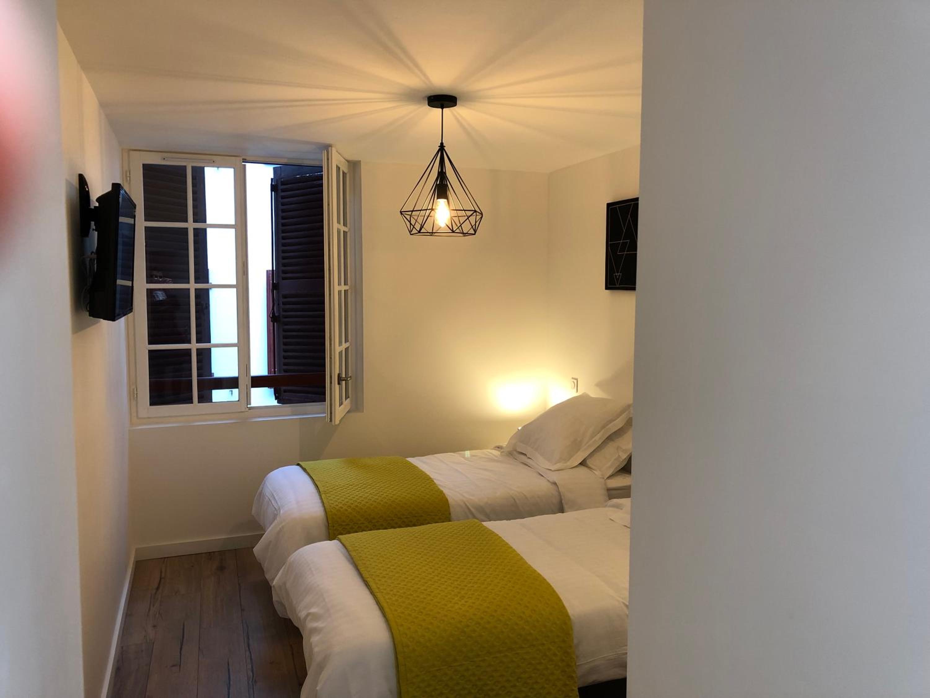 Standard Twin Room photo 1