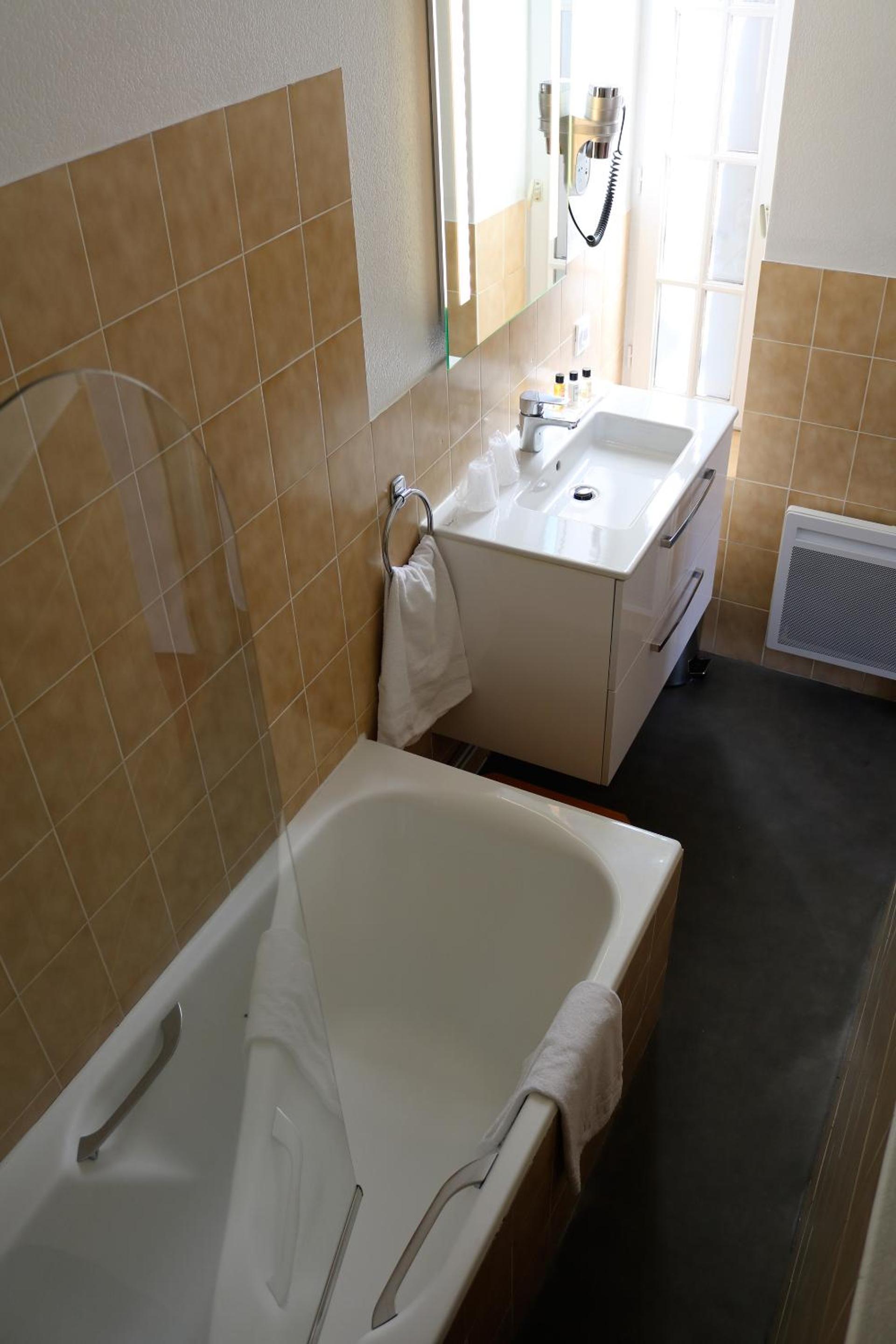 Double Room - Historical Inn - Photo 2