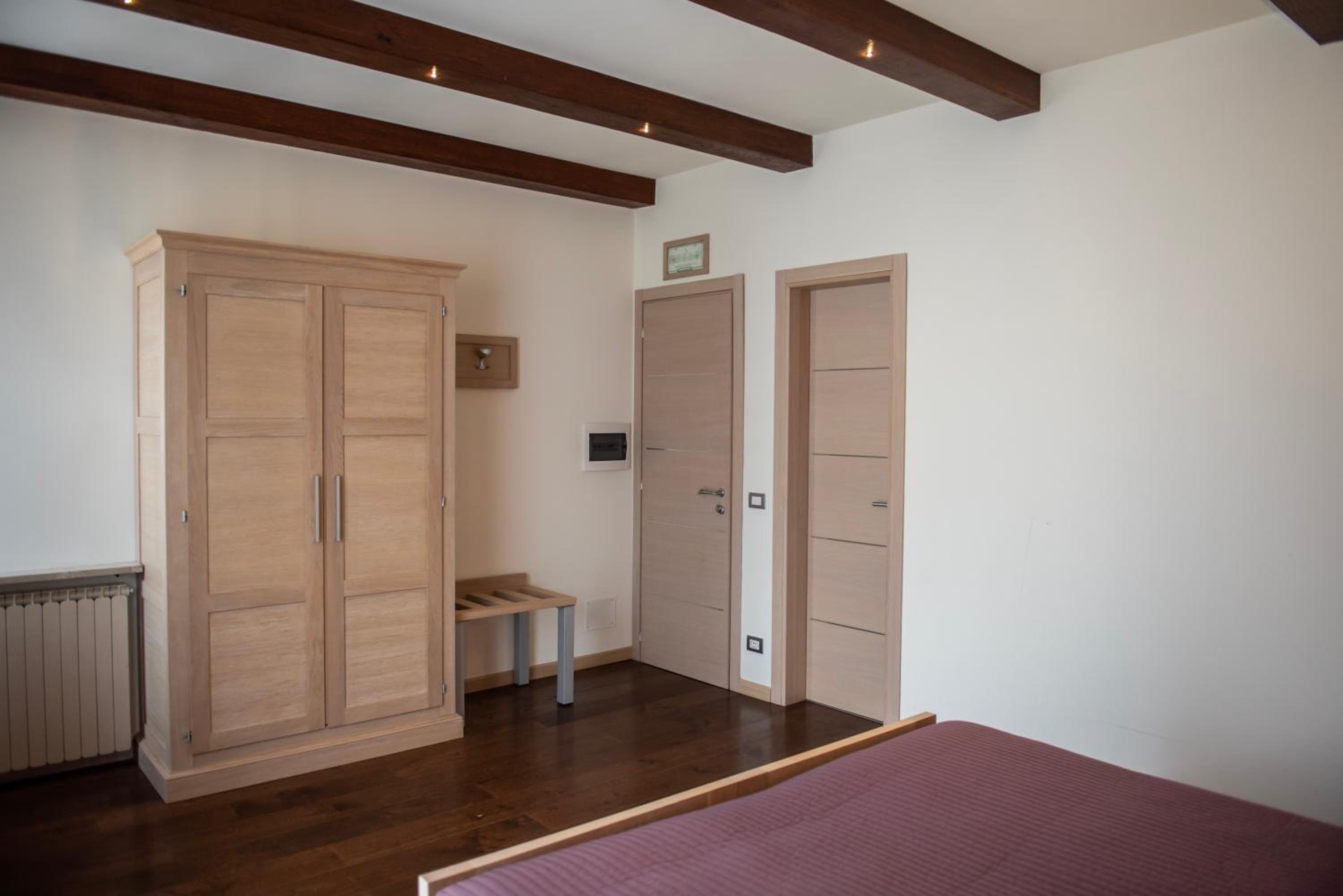Double Room - Photo 2