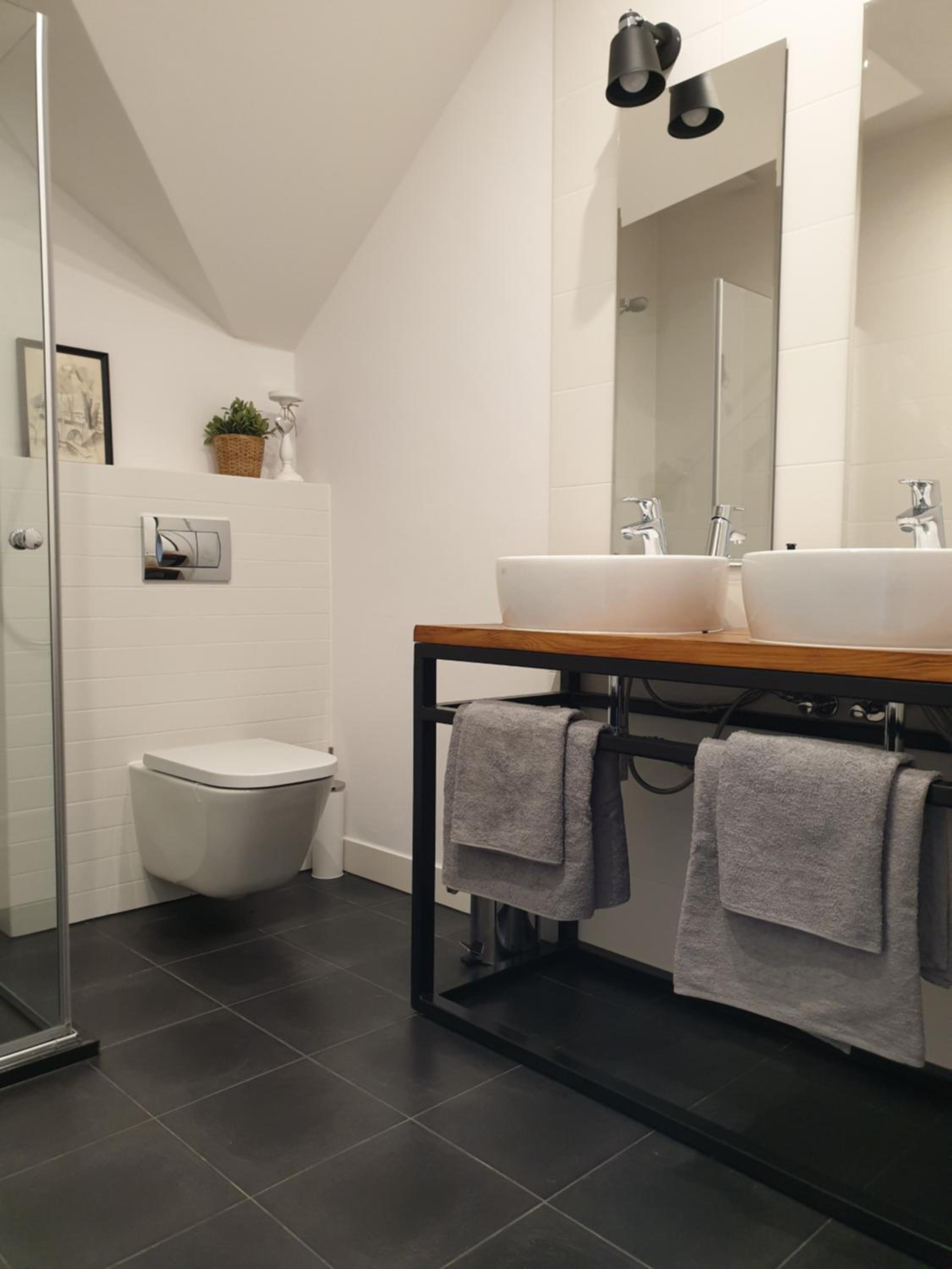 Queen Suite with Pool View photo 2