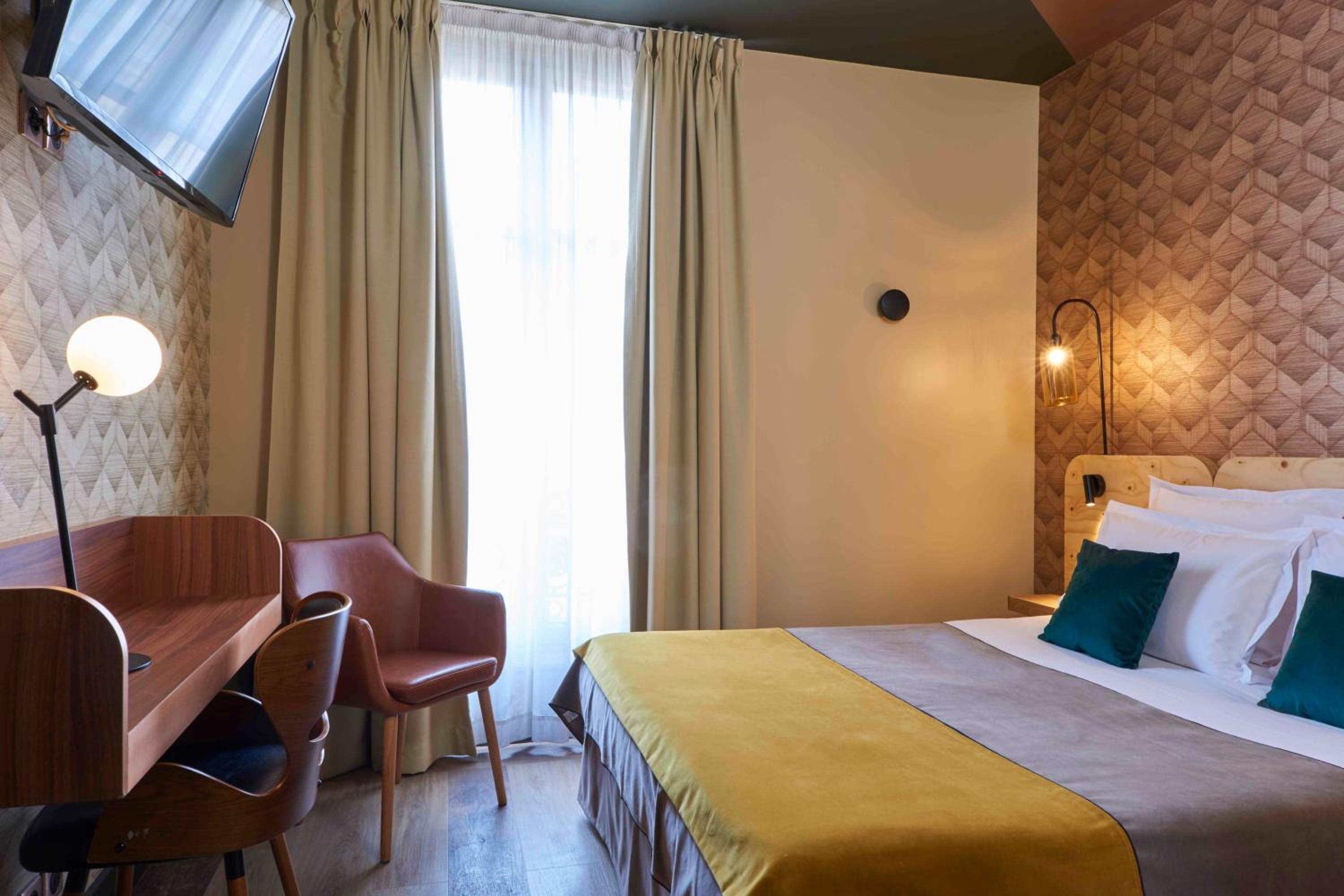 Premium Double Room - Photo 2