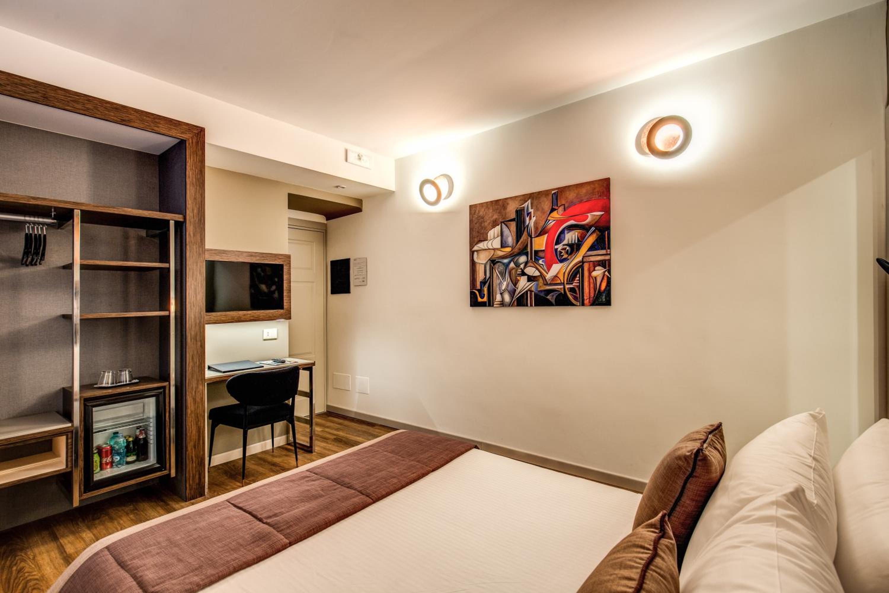 Superior Double or Twin Room photo 2