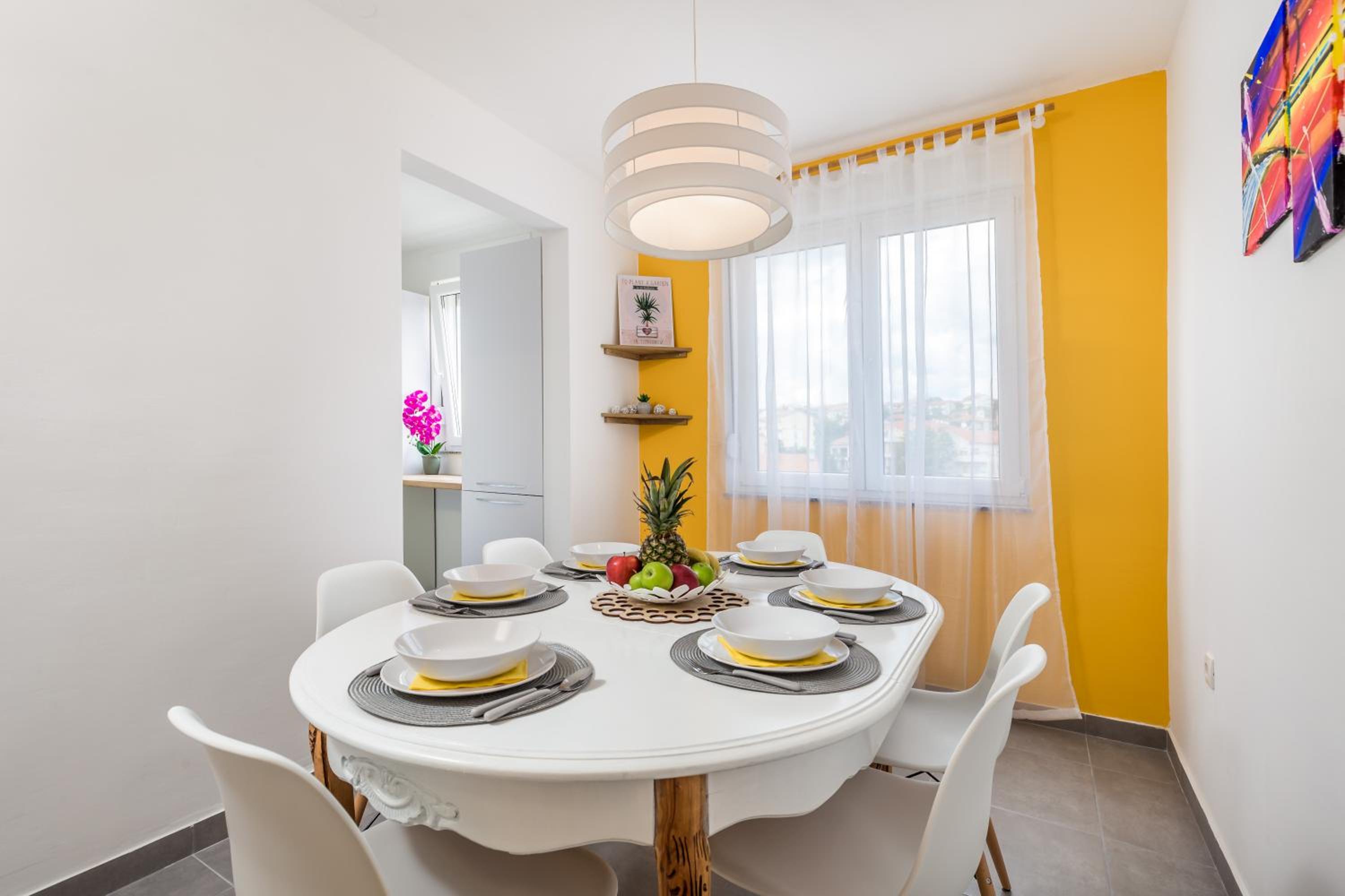 Two-Bedroom Apartment - Photo 4