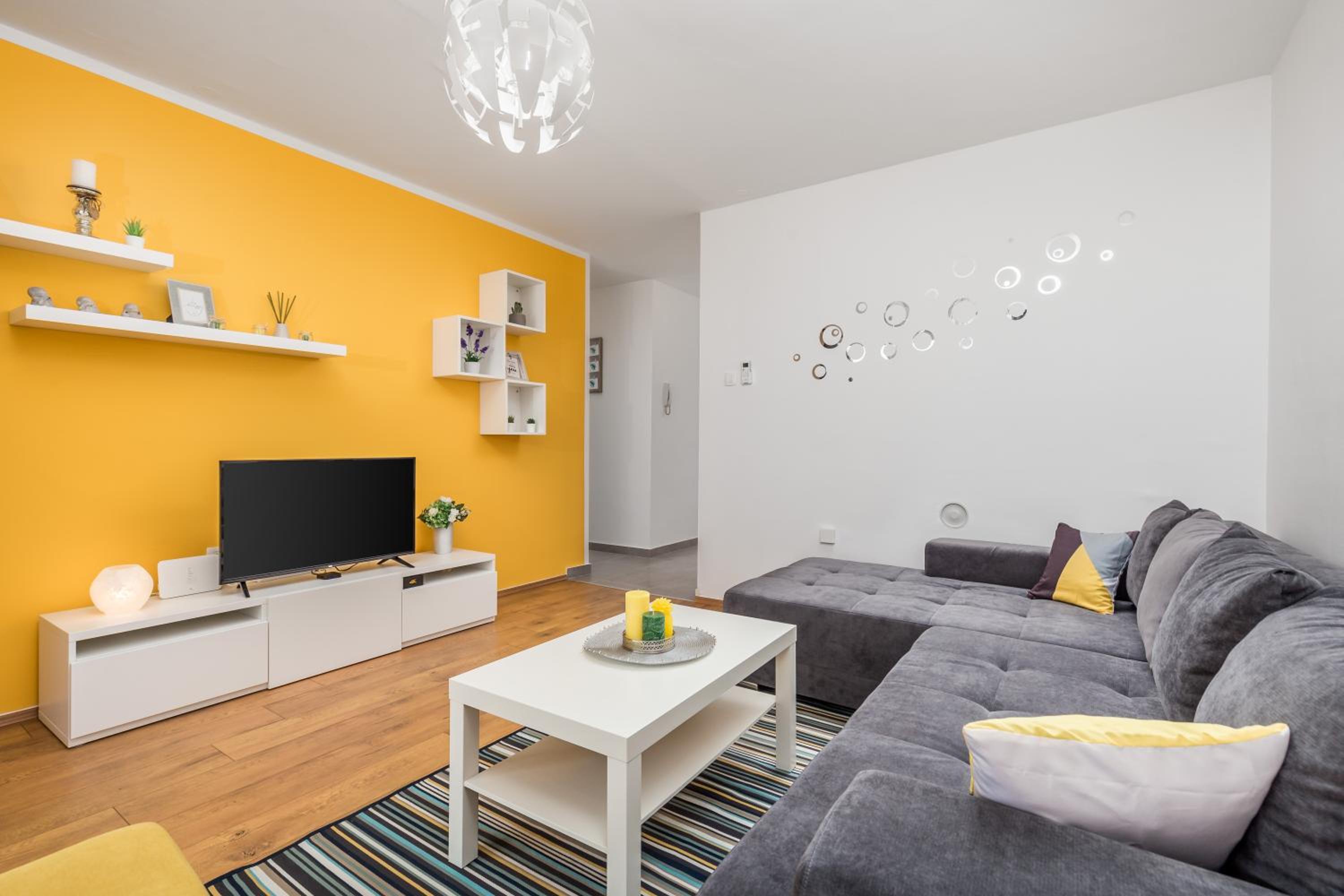 Two-Bedroom Apartment - Photo 1