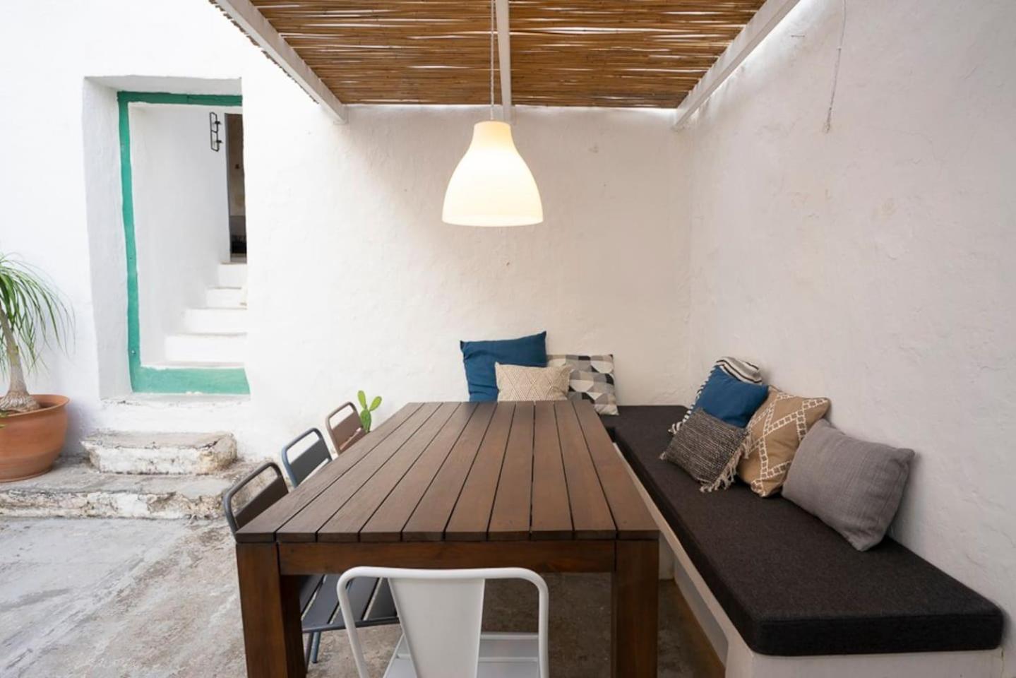 Apartment - Split Level photo 2