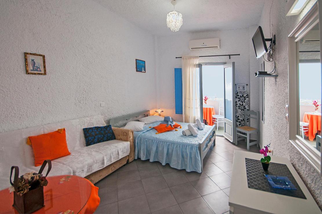 Double or Twin Room with Balcony - Photo 13