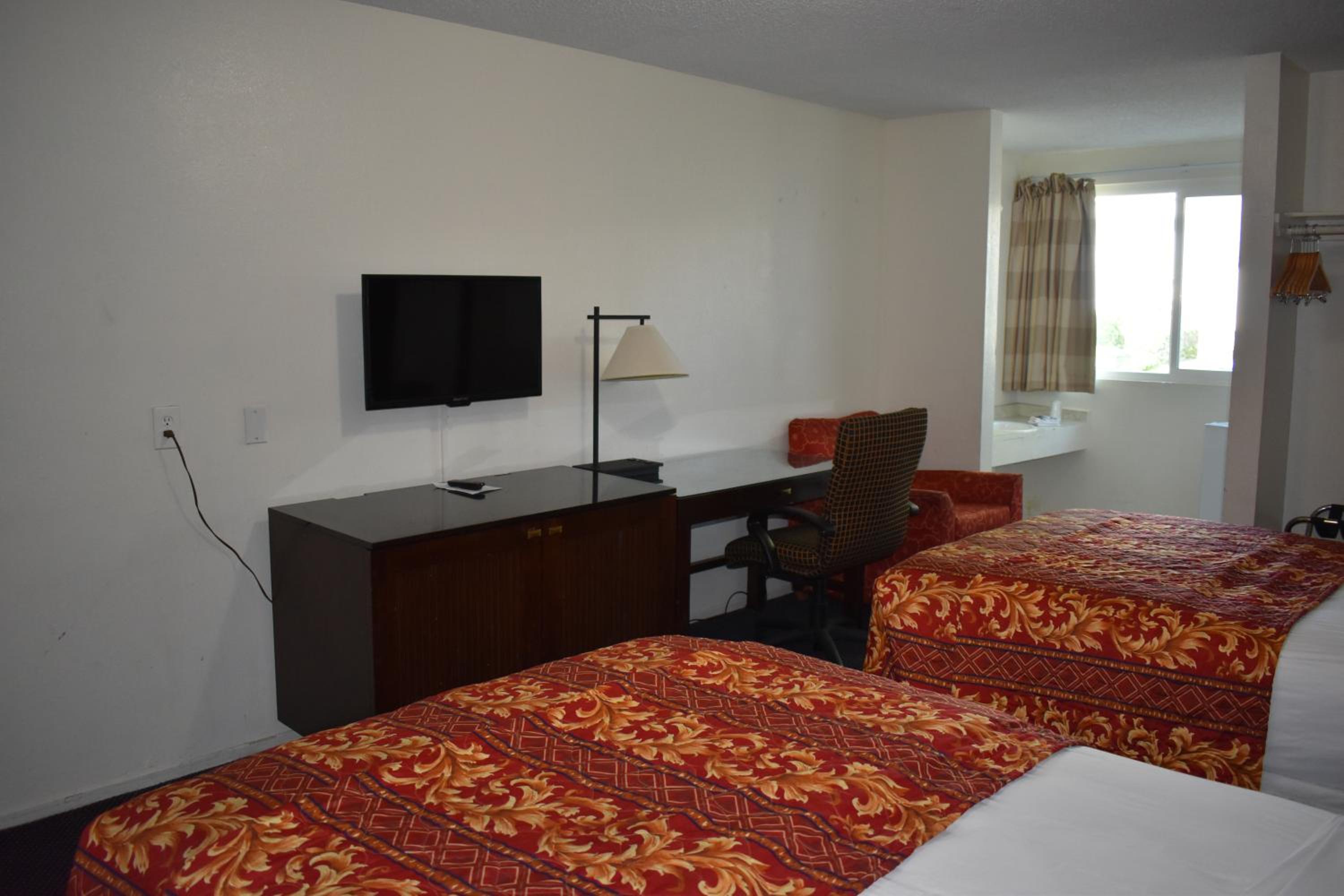 Deluxe Double Room with Bath photo 3
