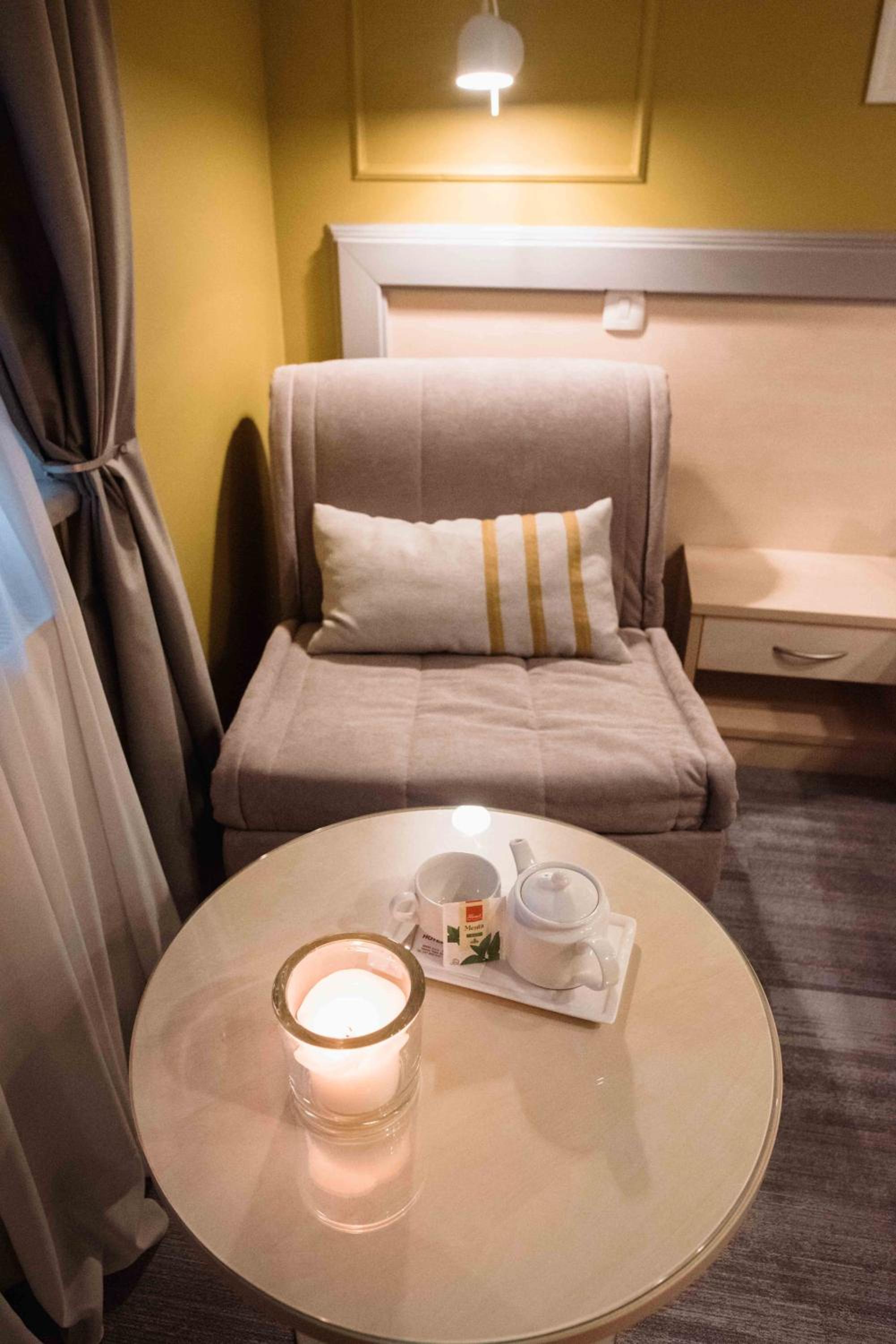 Business Double Room - Photo 5