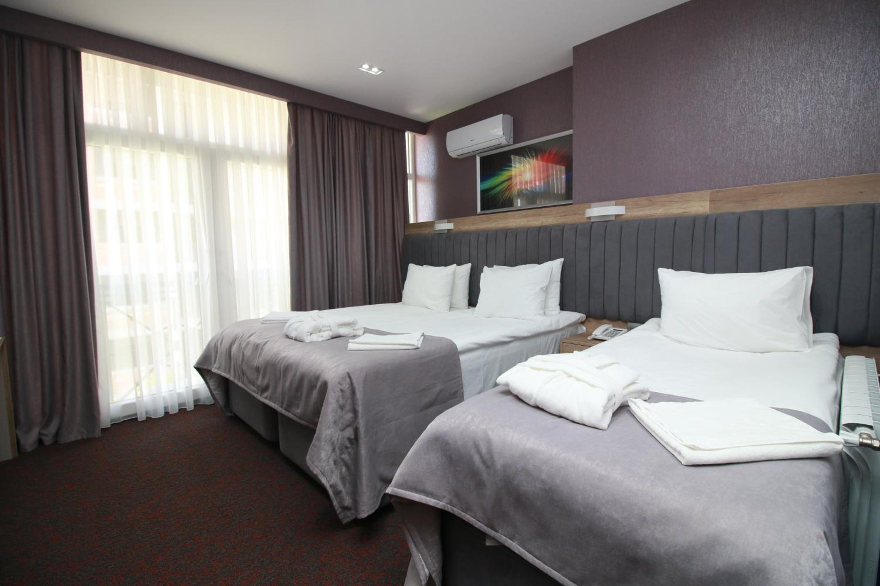 Superior Triple Room - Photo 2