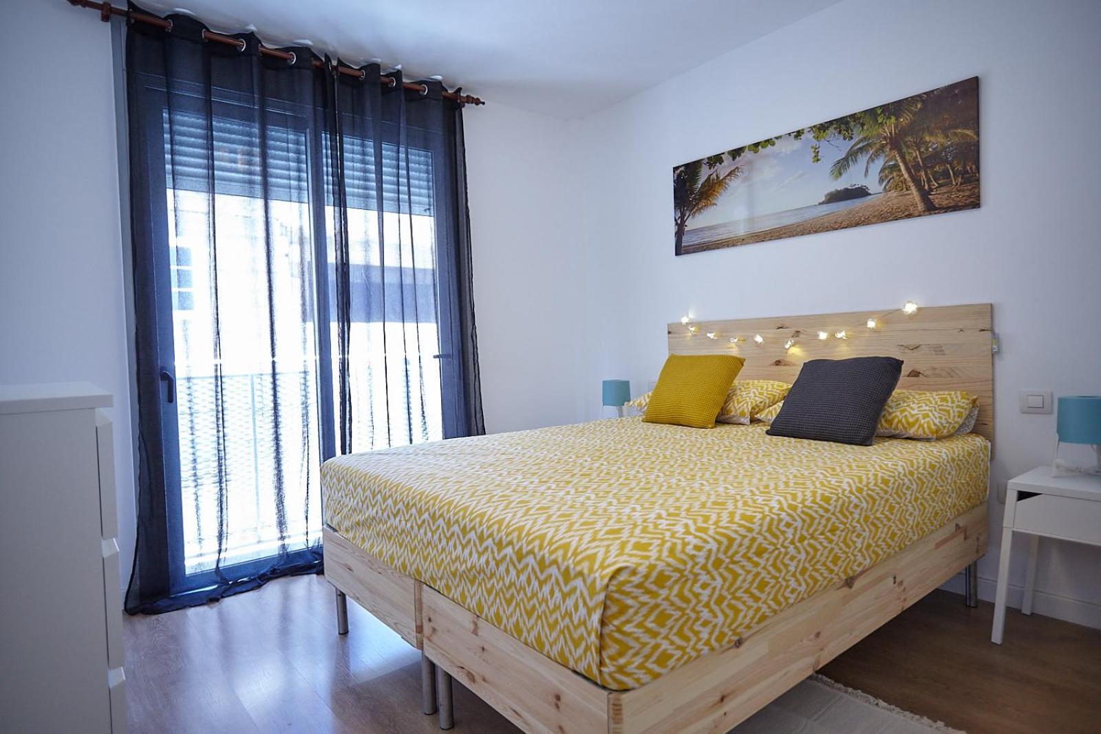 Three-Bedroom Apartment - Photo 10