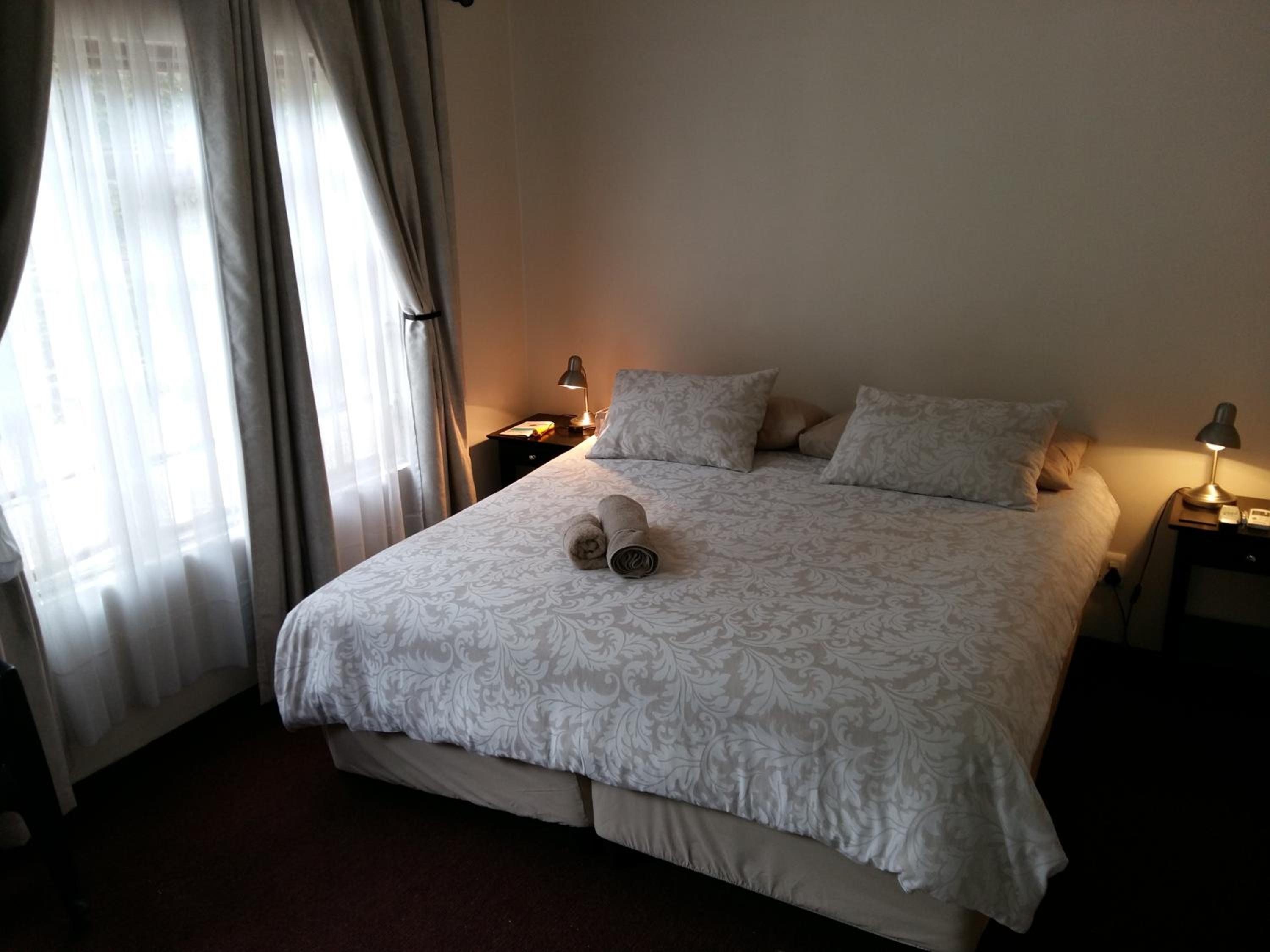 Deluxe Double or Twin Room photo 1