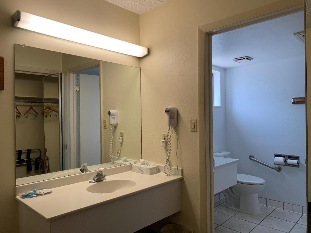 Deluxe Suite photo 2