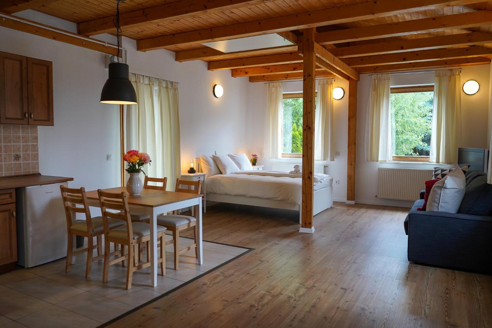 Apartment with Garden View - Photo 4