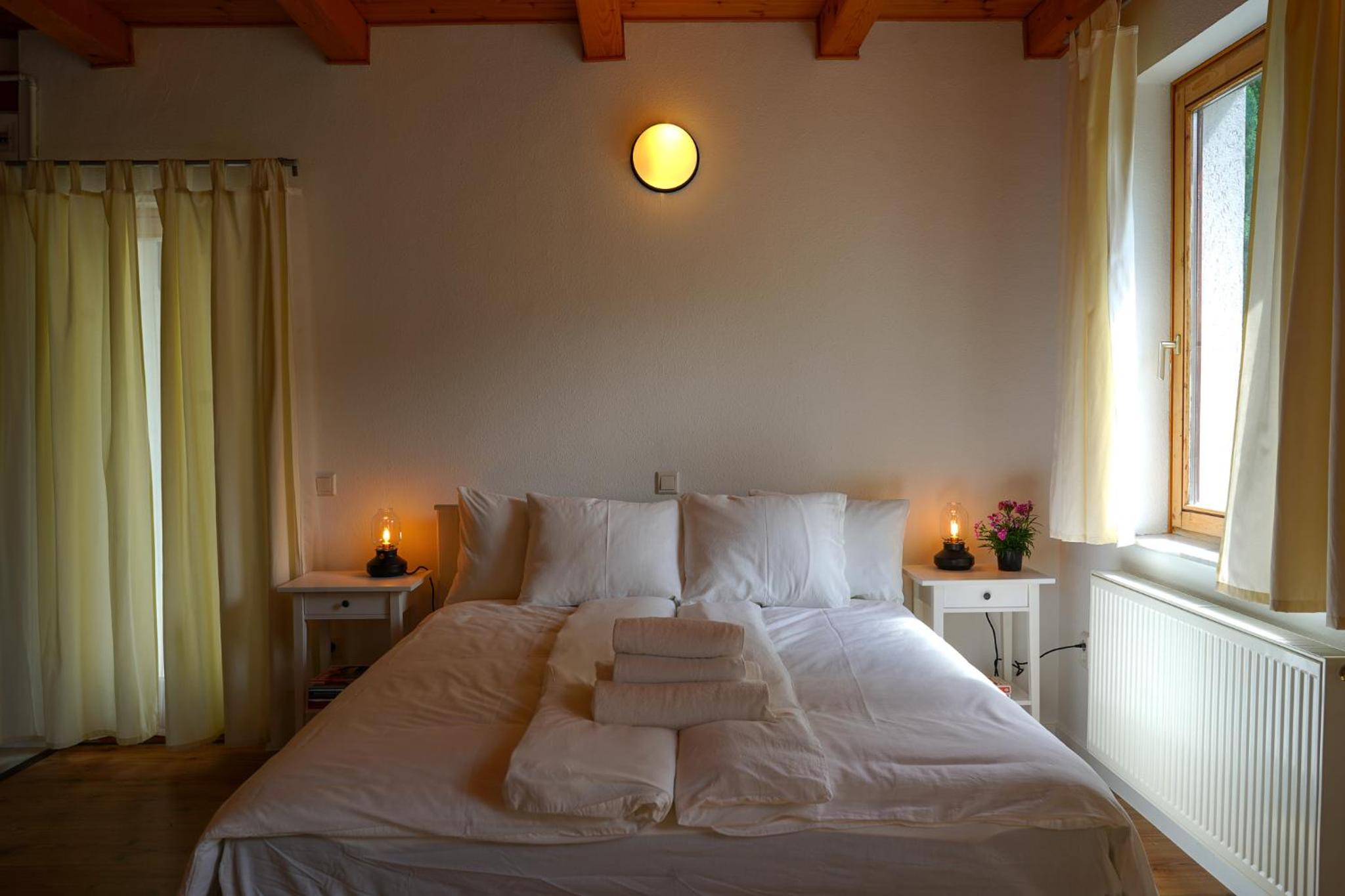 Apartment with Garden View - Photo 8