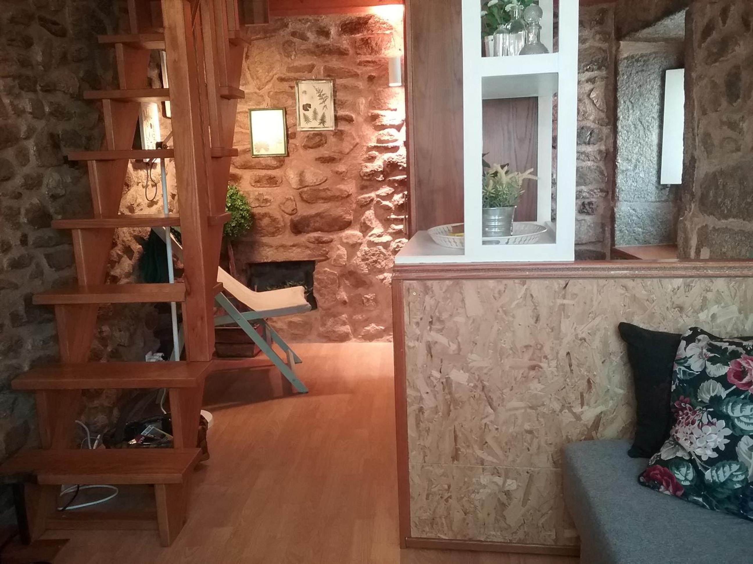 One-Bedroom House - Photo 11