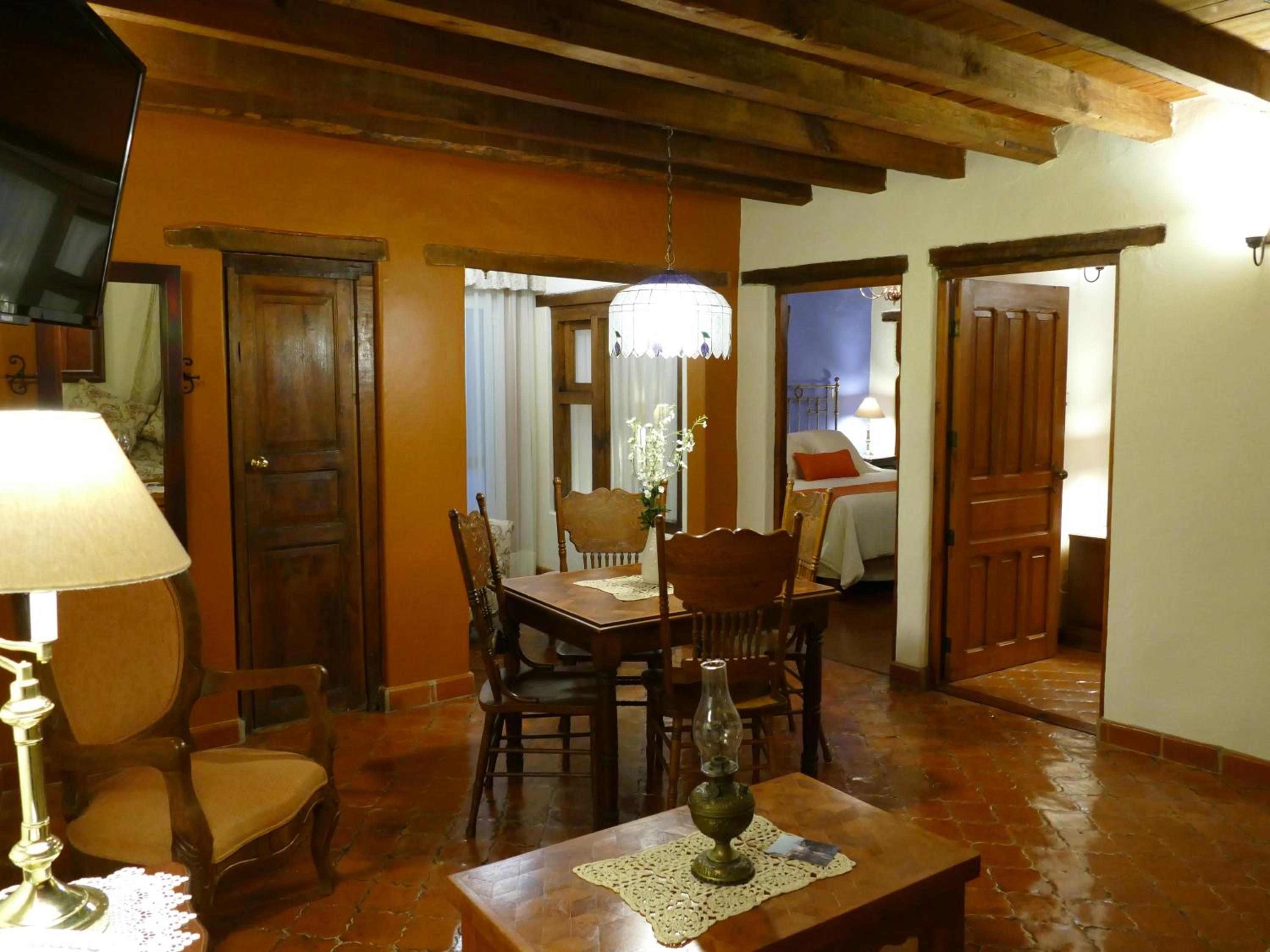 Two-Bedroom Suite - Photo 11