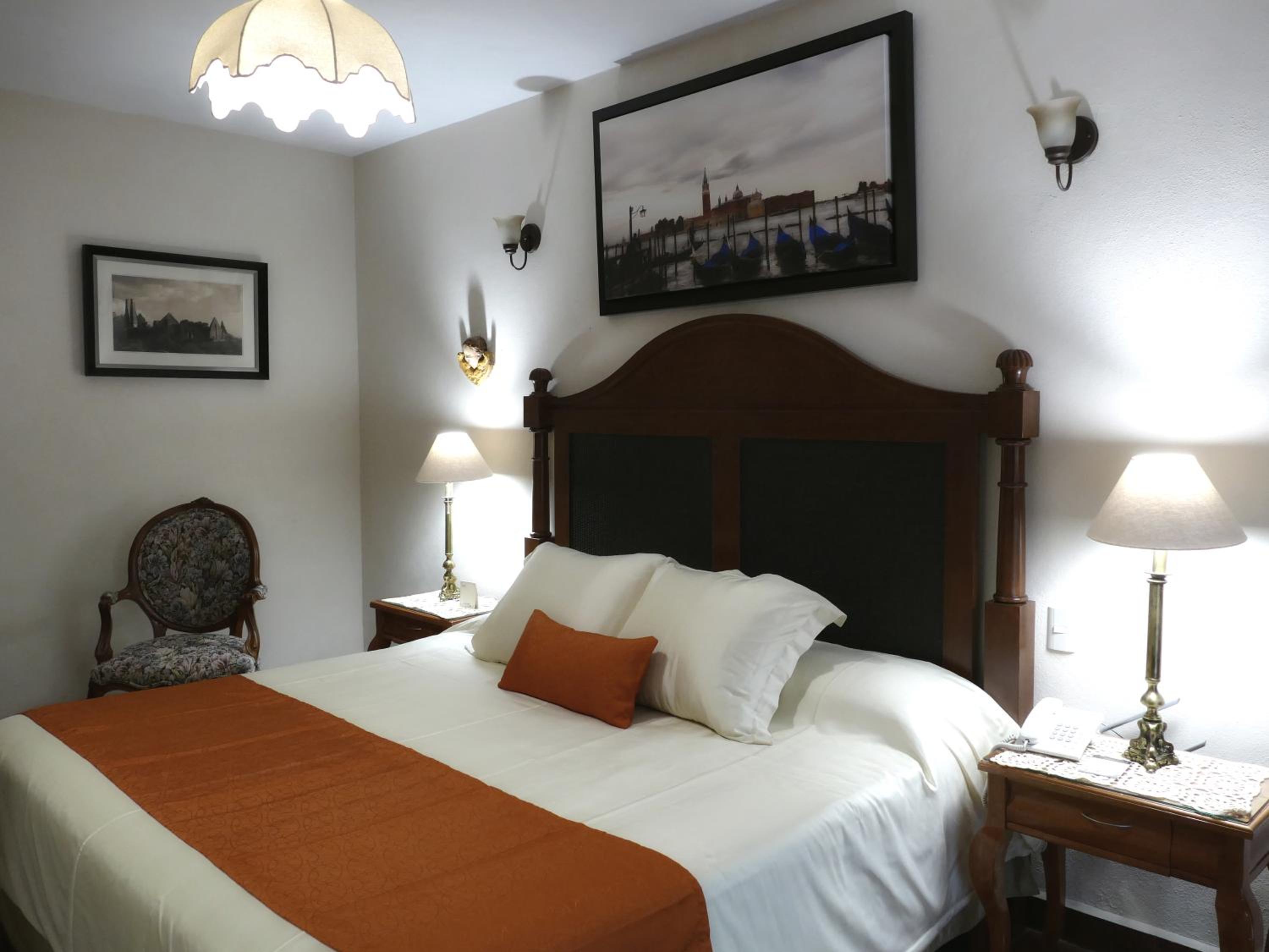 King Suite - Photo 8