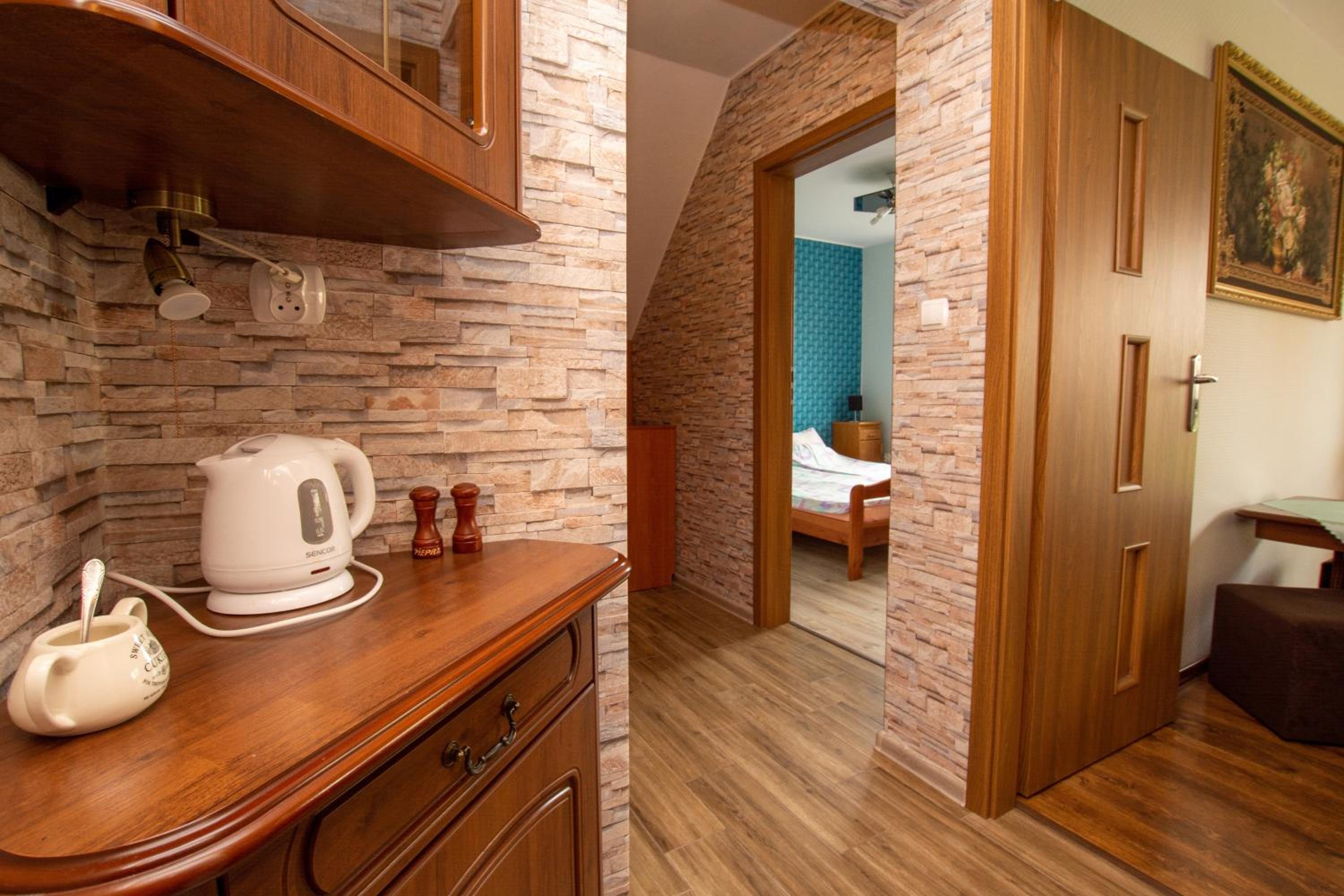 Family Room with Private Bathroom - Photo 1