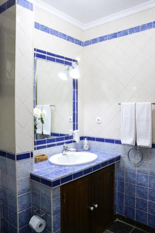 King Suite - Photo 3