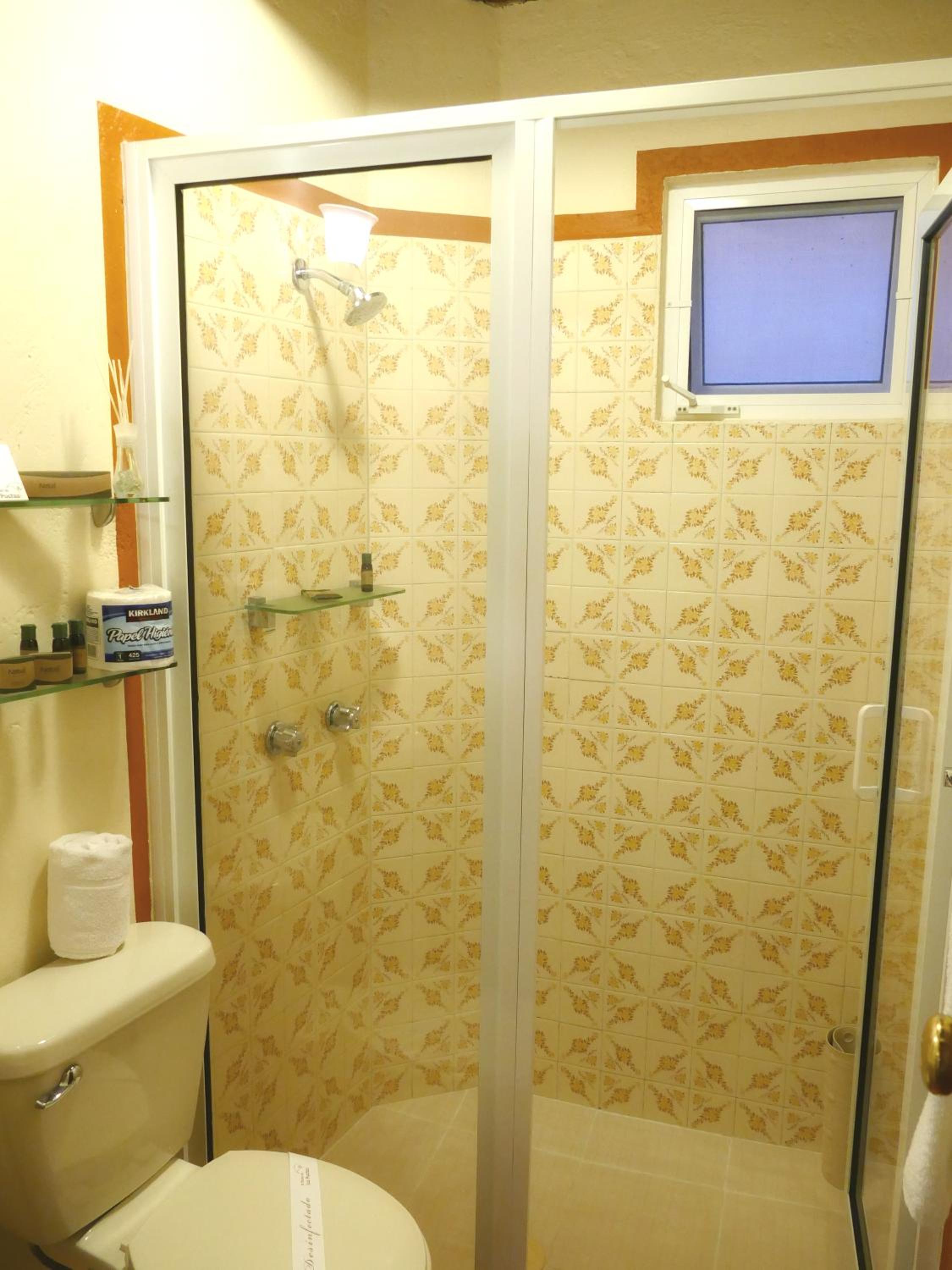 Two-Bedroom Suite - Photo 8